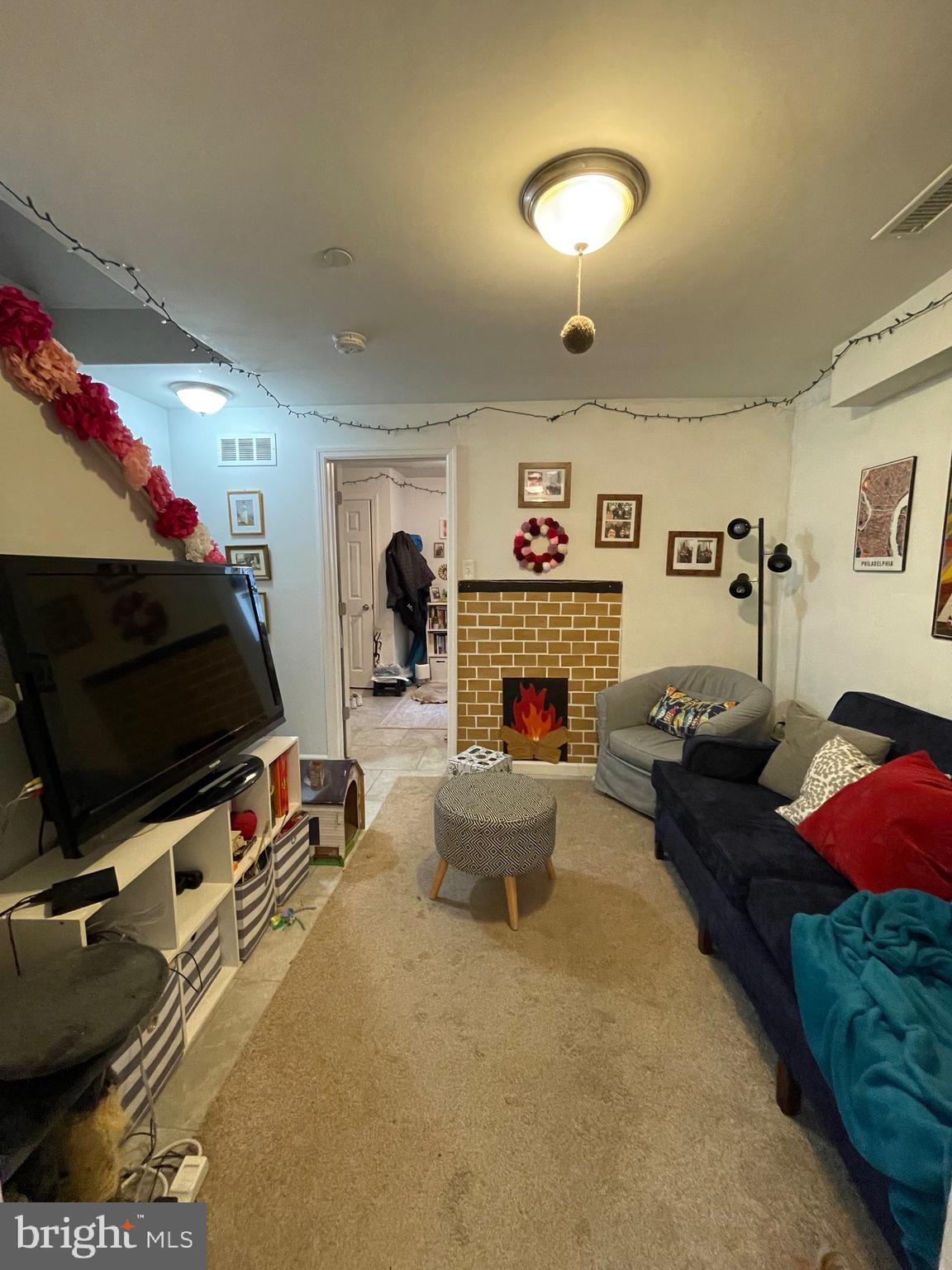 TEMPLE UNIVERSITY - Residential Lease