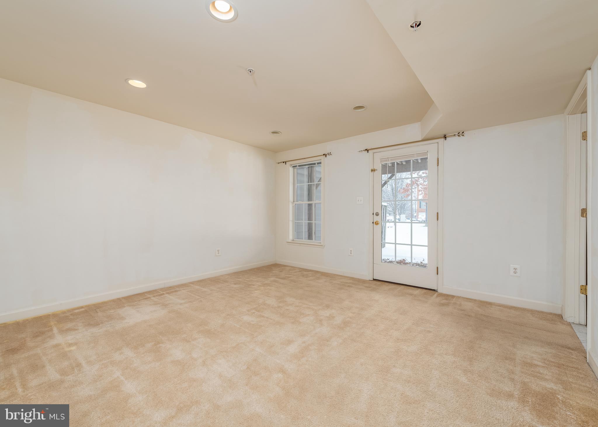 MONTJOY - Residential Lease