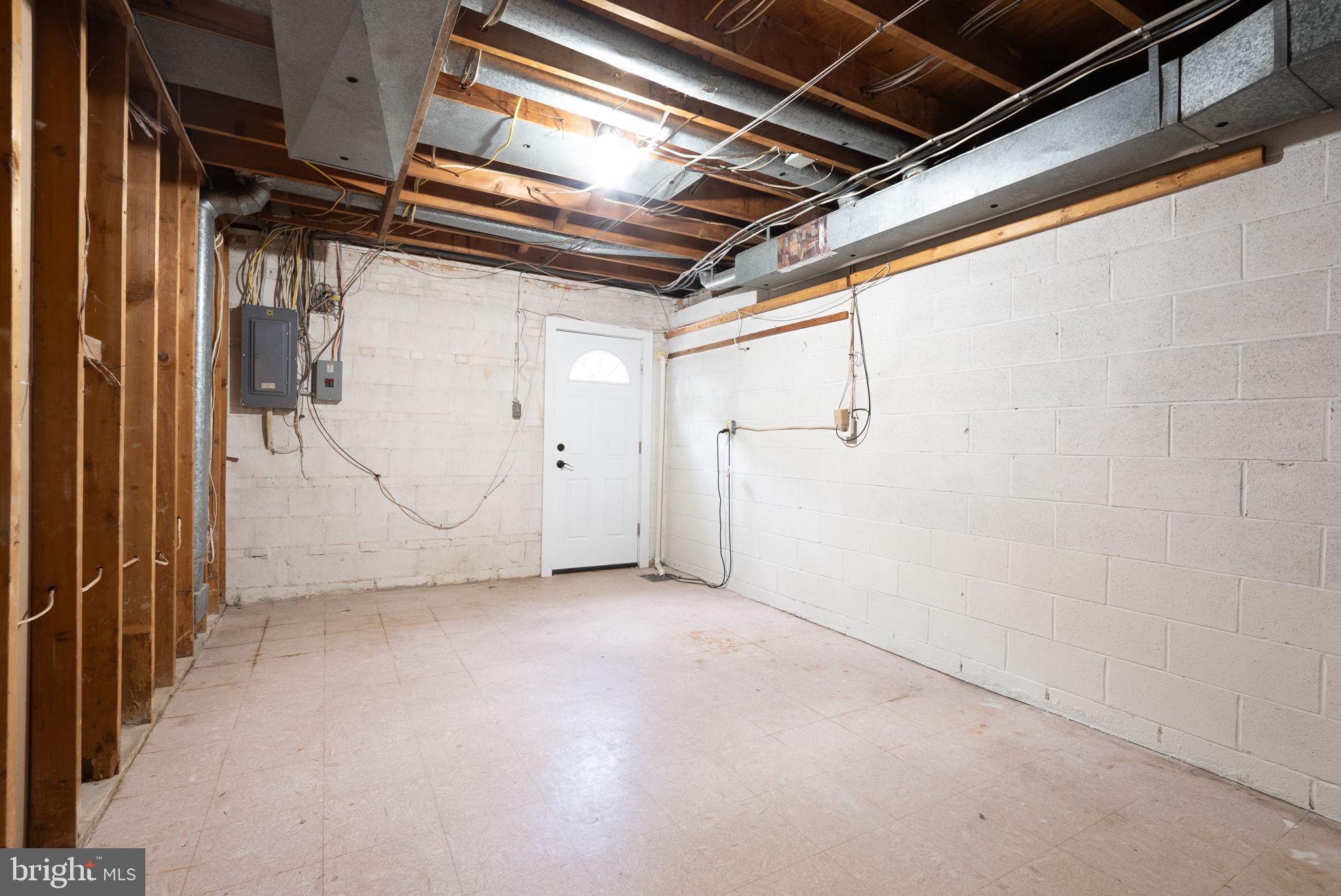 WILDE LAKE - Residential