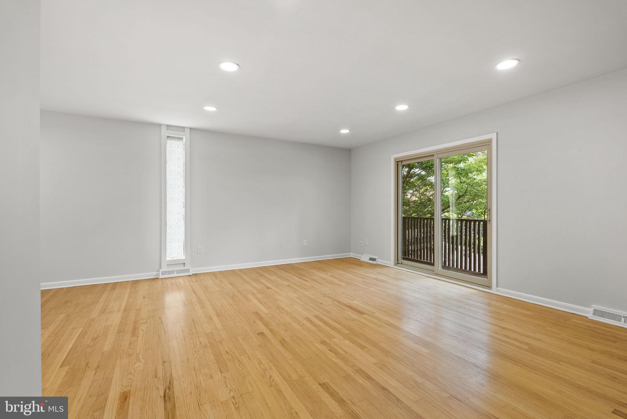 WILDE LAKE - Residential