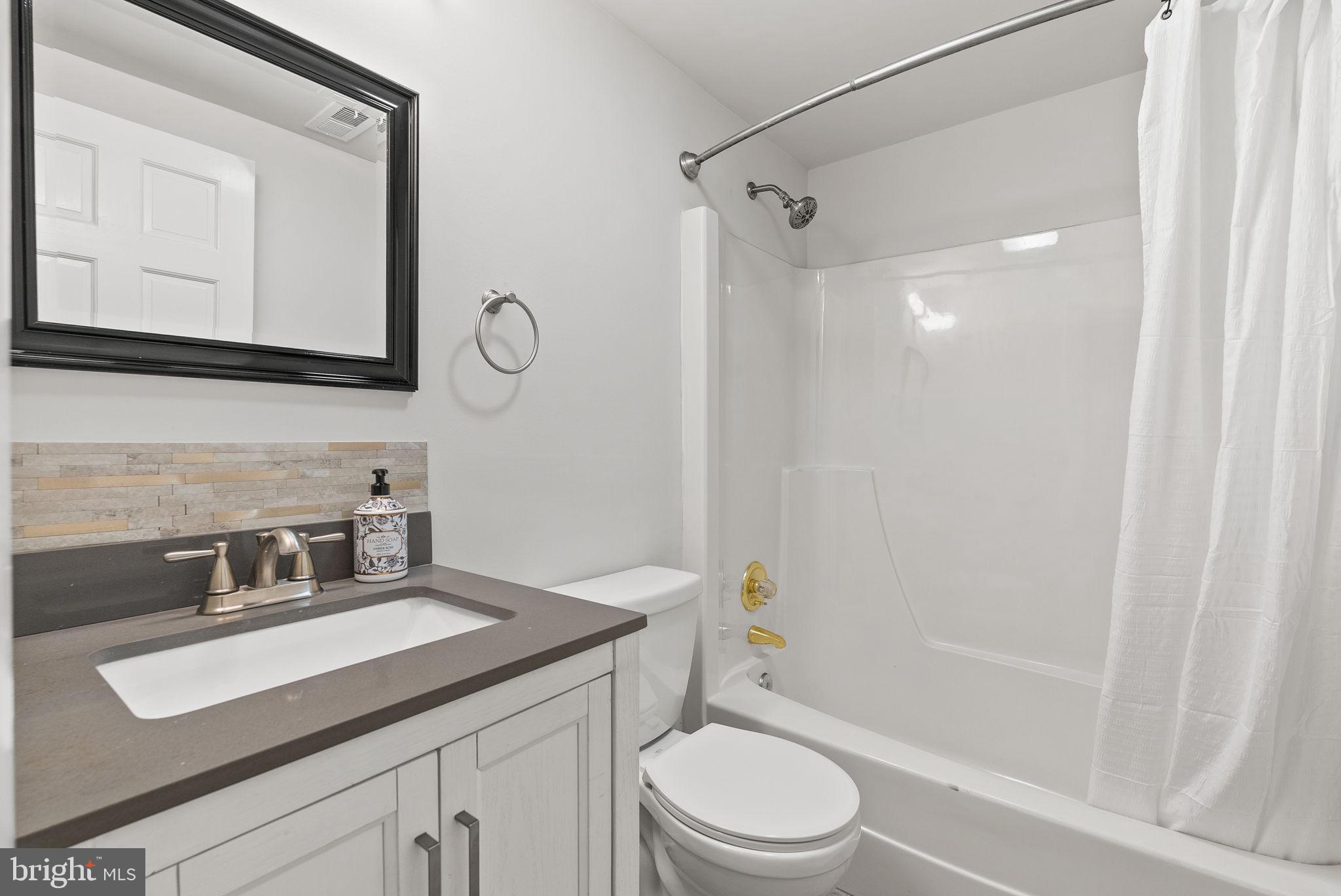 WILDE LAKE - Residential