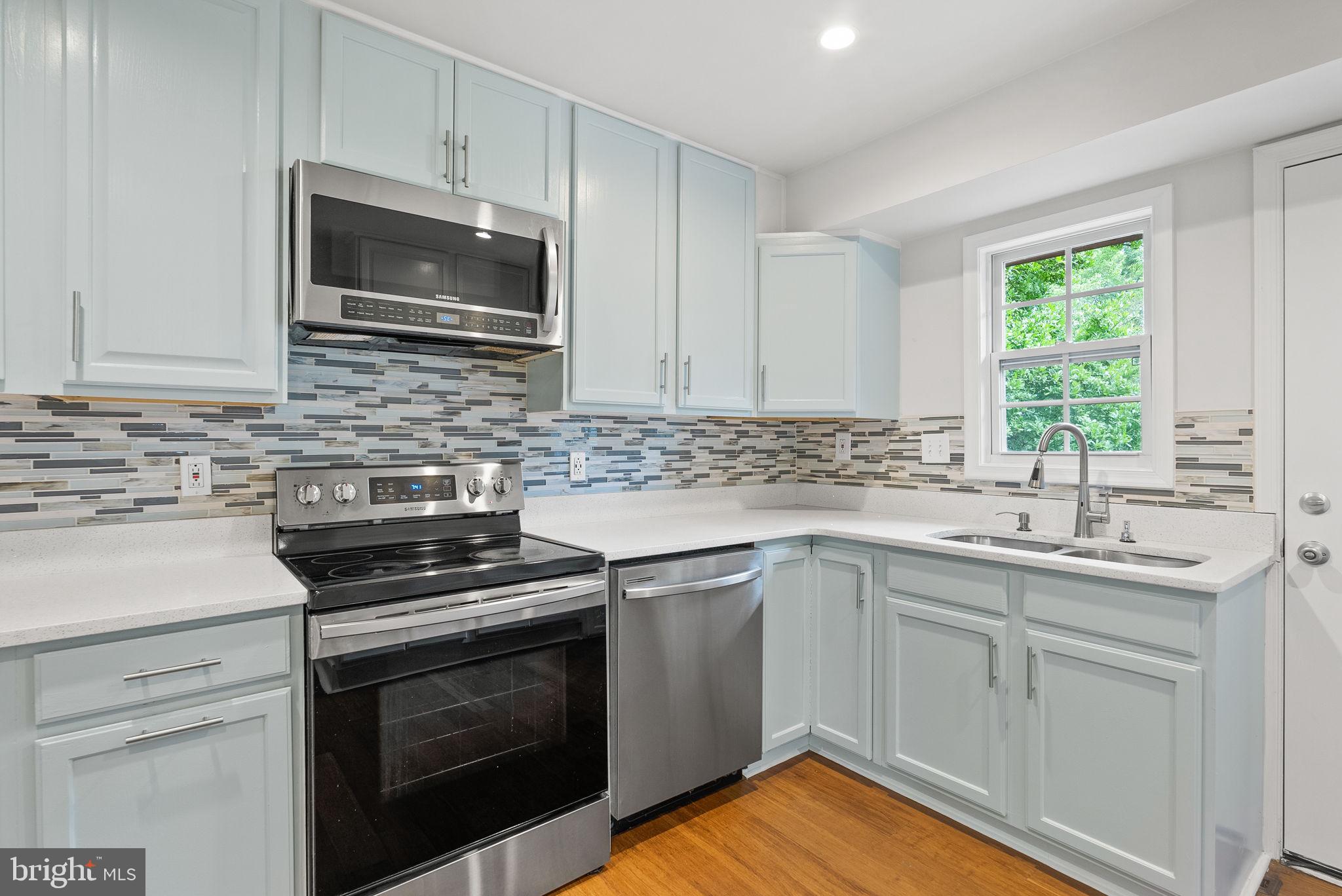 WILDE LAKE - Residential