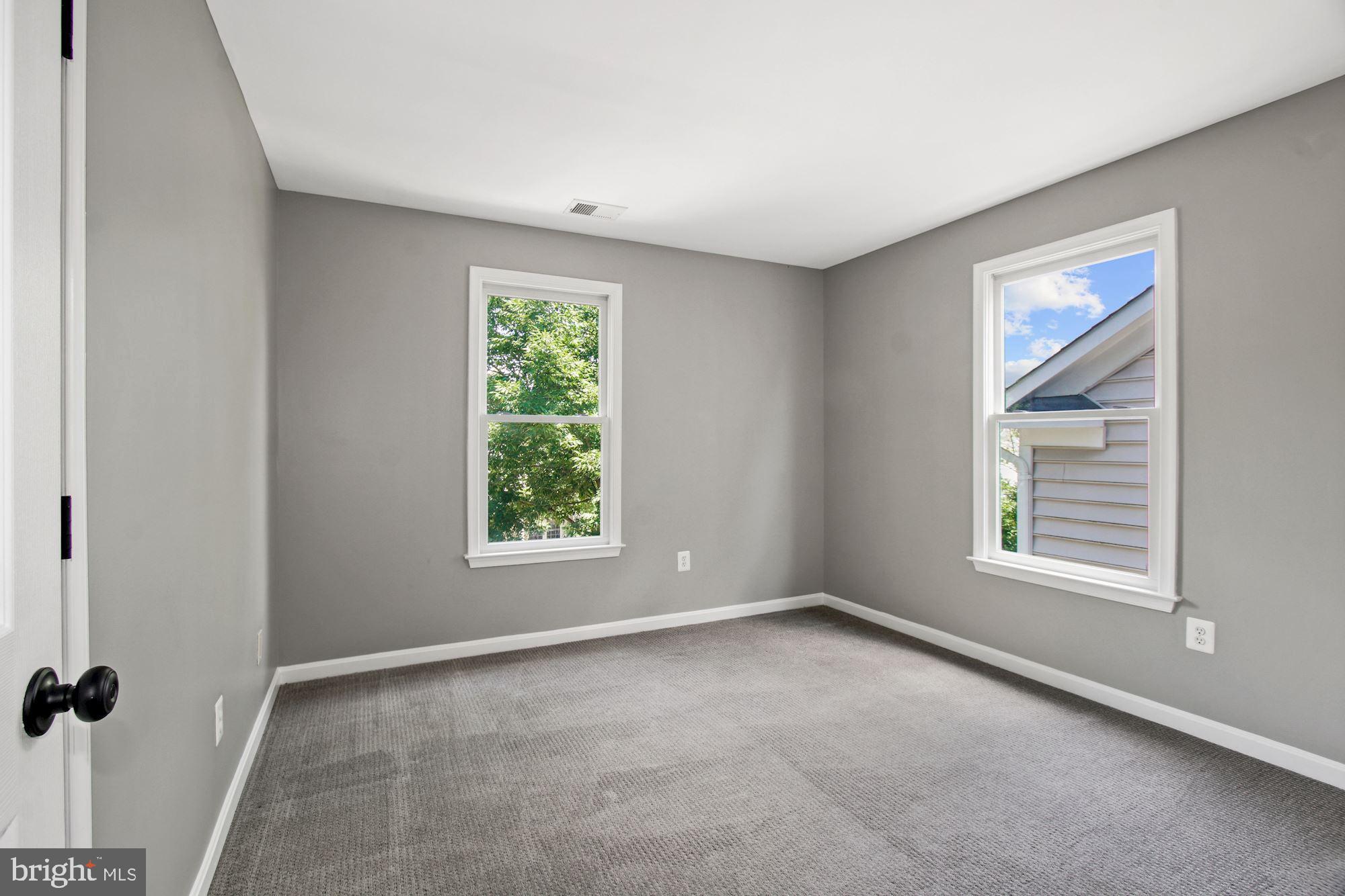 LAKELANDS - Residential