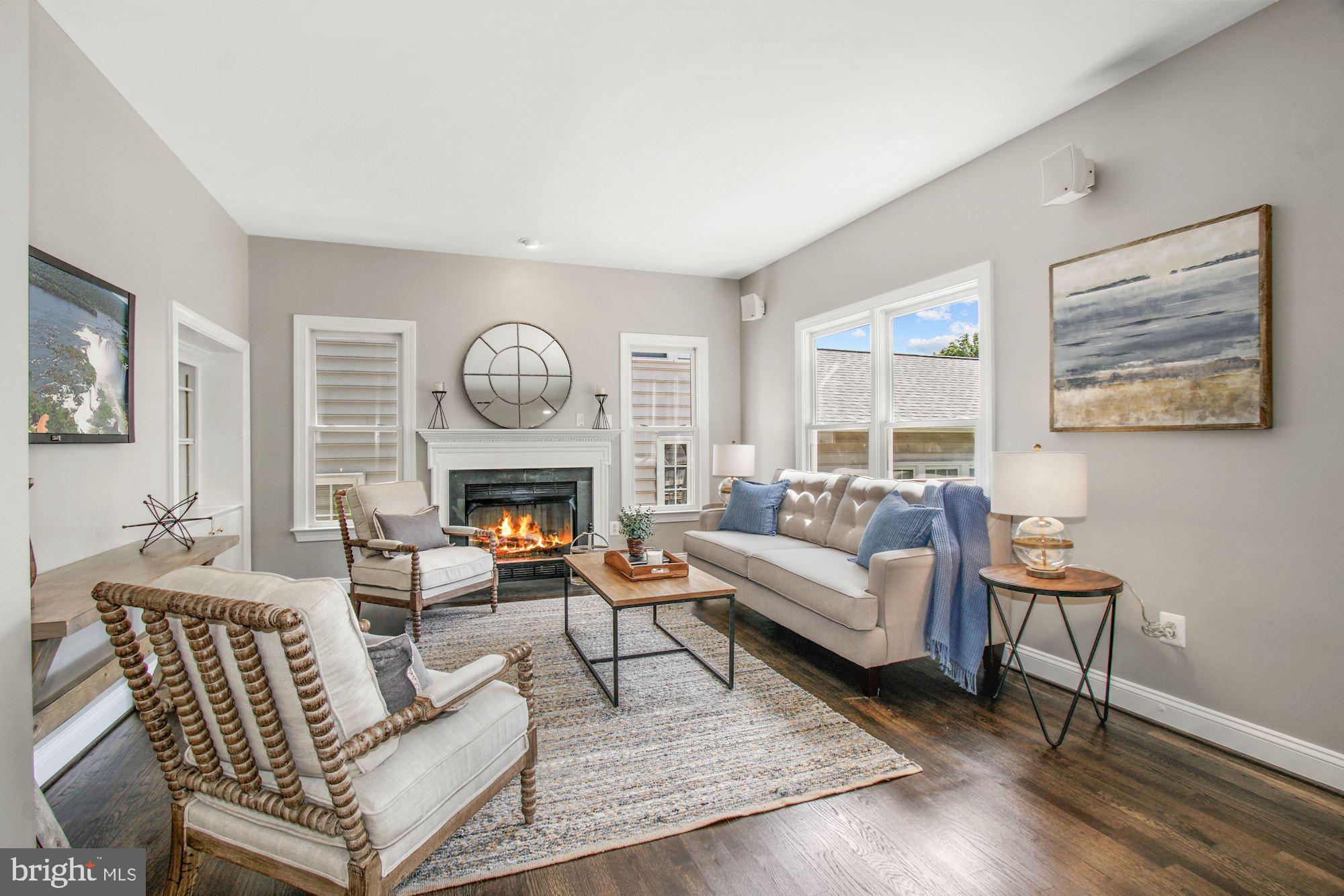 LAKELANDS - Residential