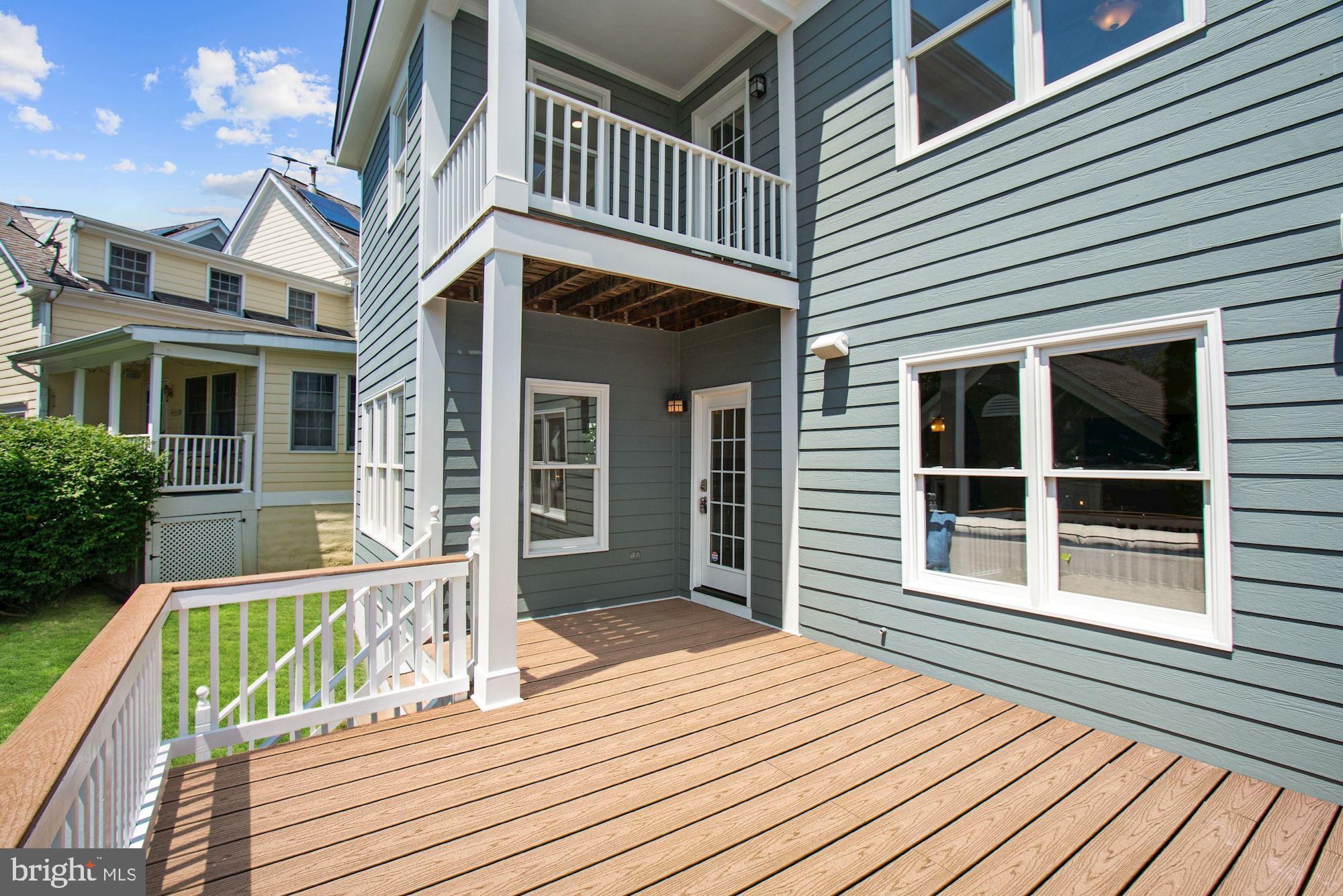 LAKELANDS - Residential