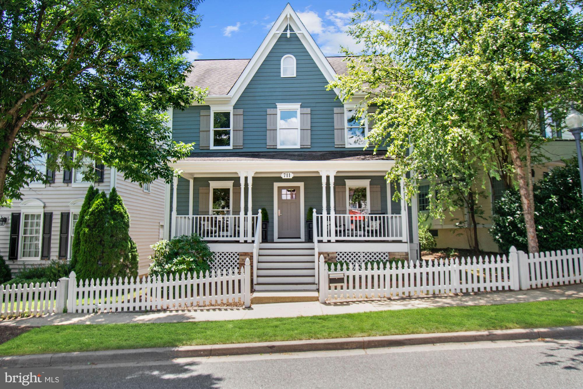 LAKELANDS - Residential