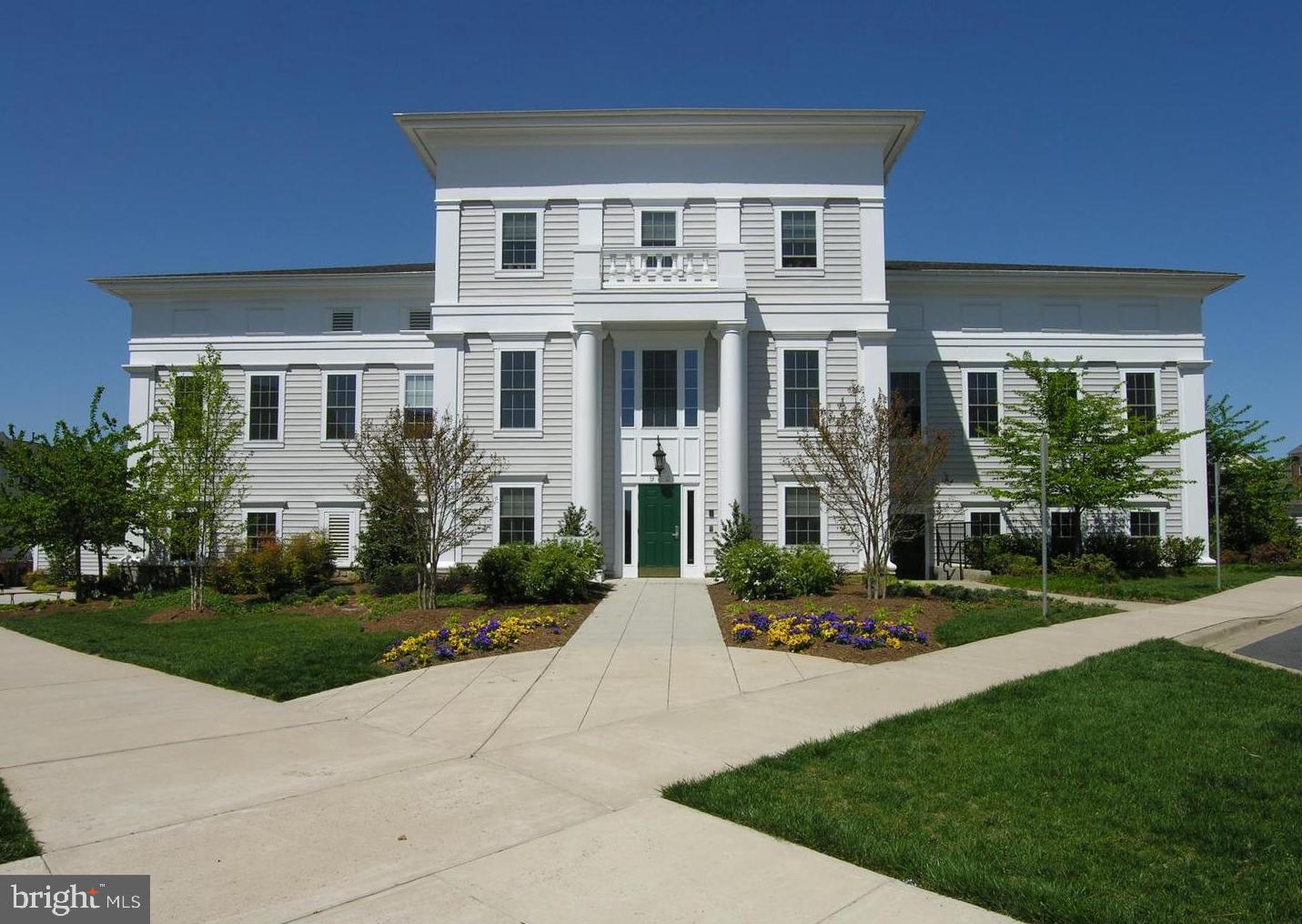 LAKELANDS - Residential