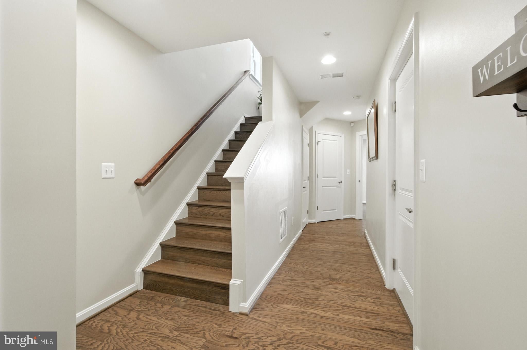 1052 OWENS ROAD