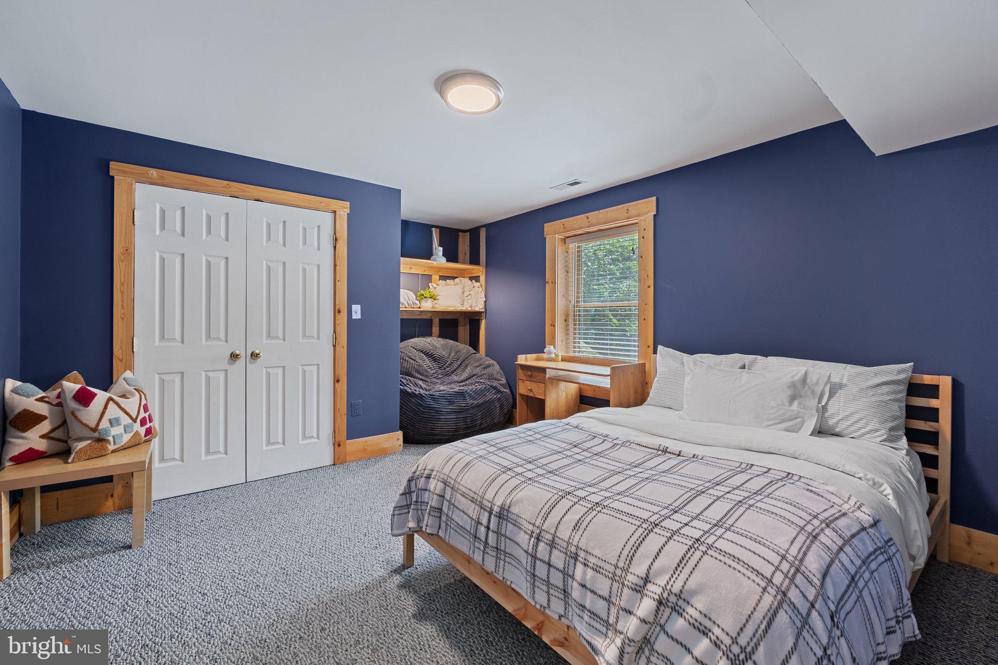 STAFFORD HEIGHTS - Residential