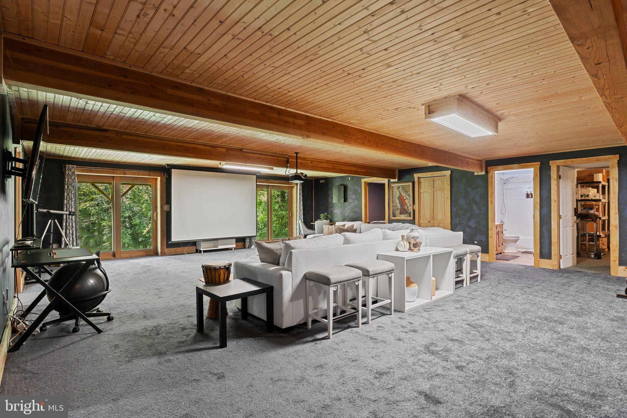 STAFFORD HEIGHTS - Residential