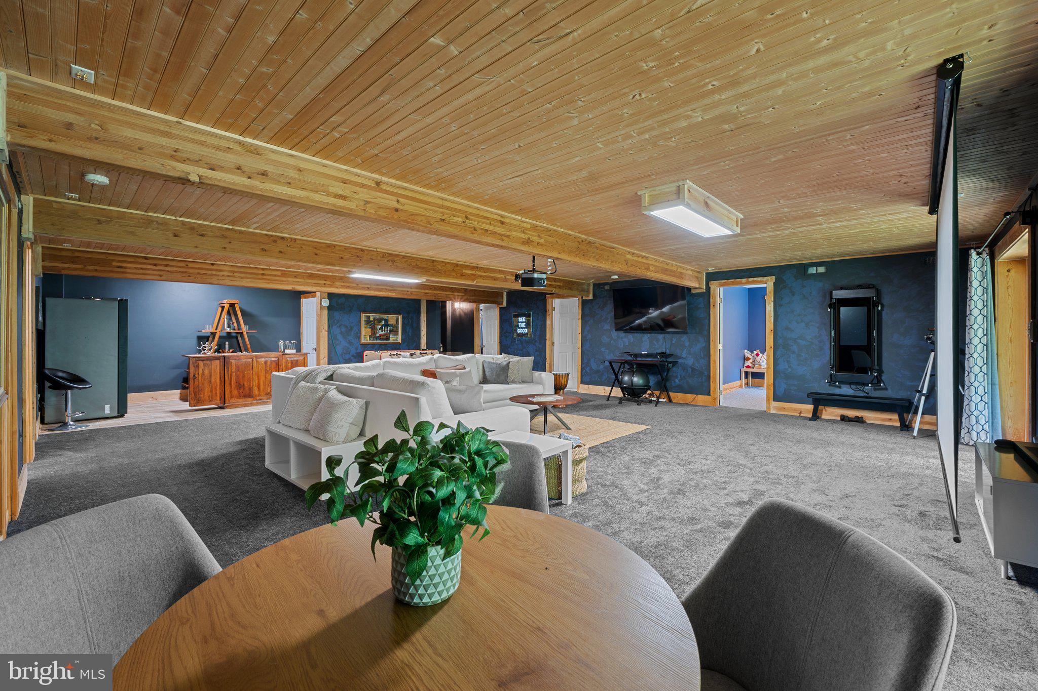 STAFFORD HEIGHTS - Residential