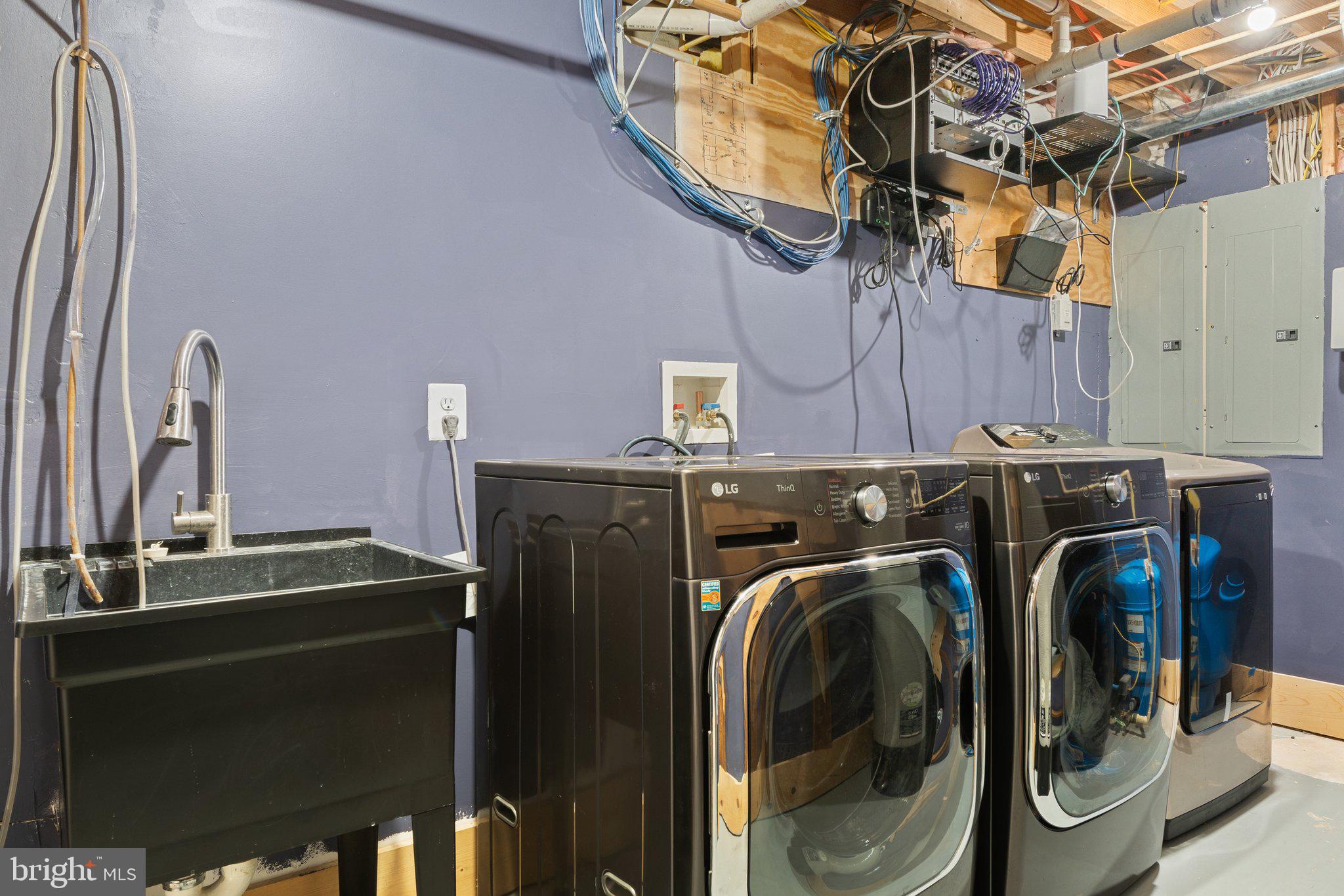 STAFFORD HEIGHTS - Residential