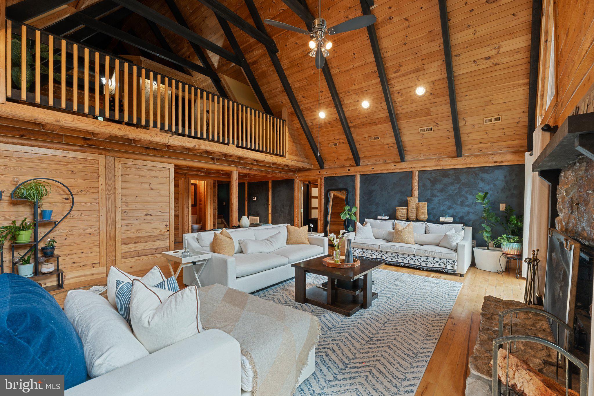 STAFFORD HEIGHTS - Residential