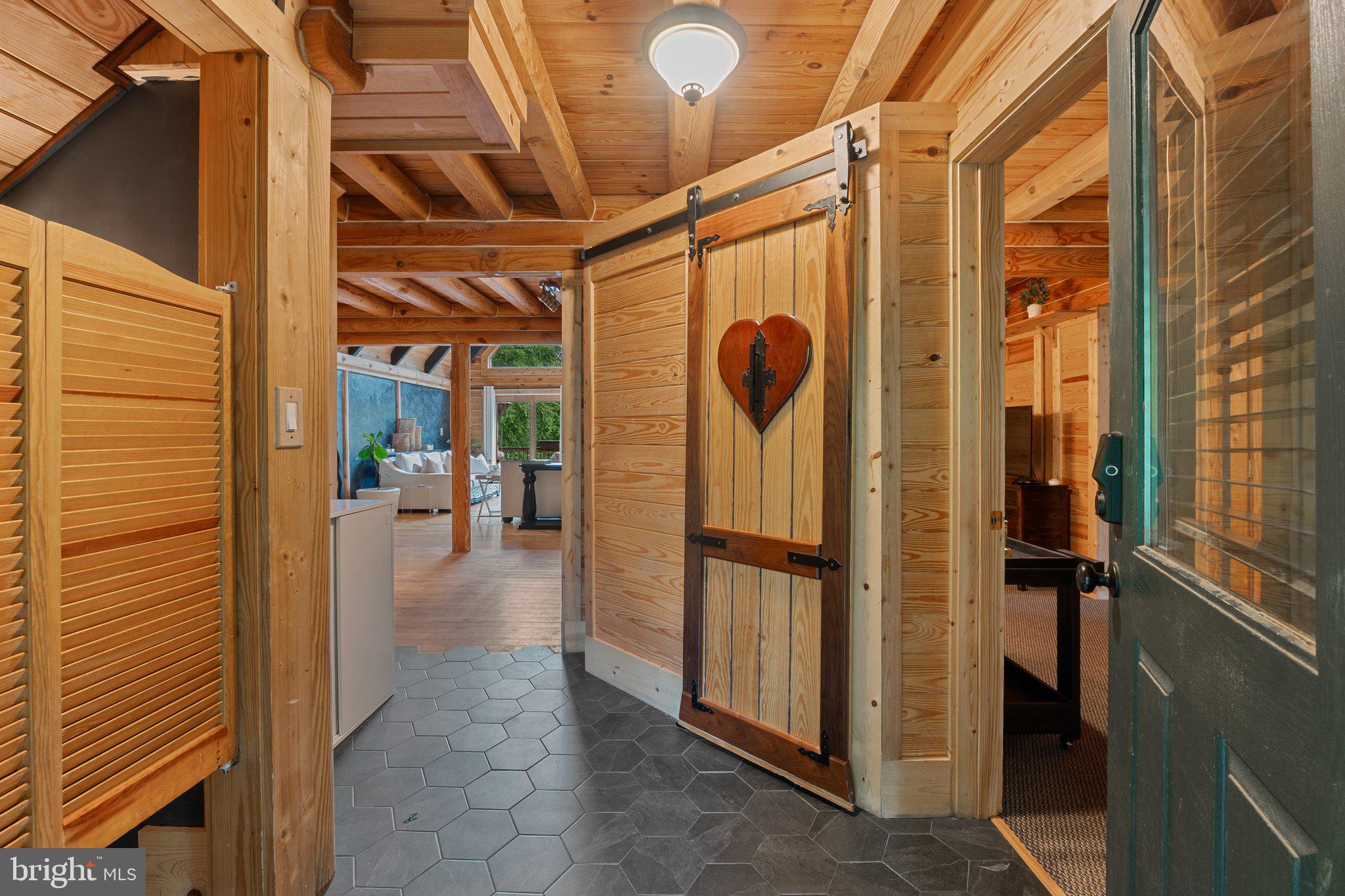 STAFFORD HEIGHTS - Residential