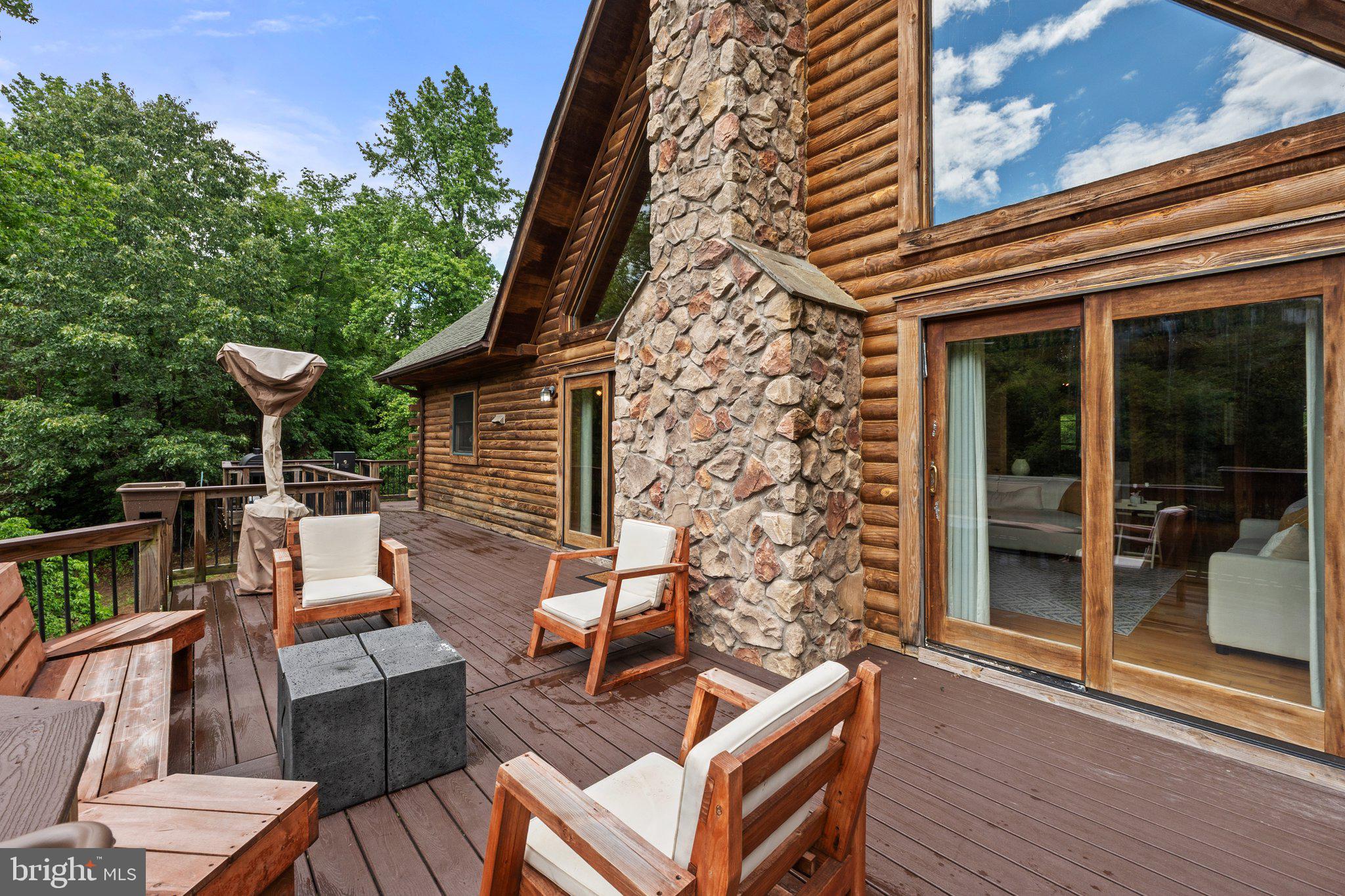 STAFFORD HEIGHTS - Residential