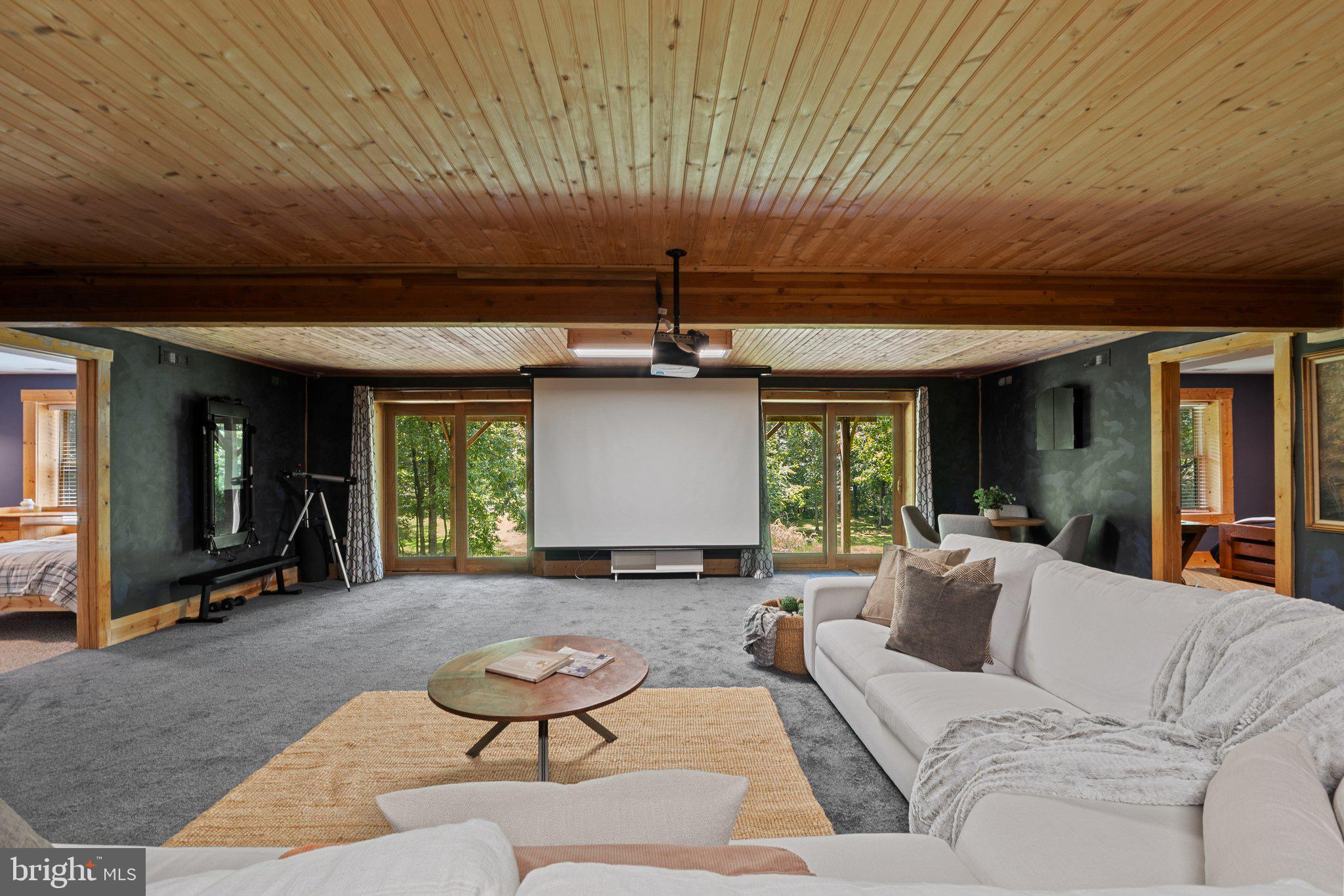 STAFFORD HEIGHTS - Residential