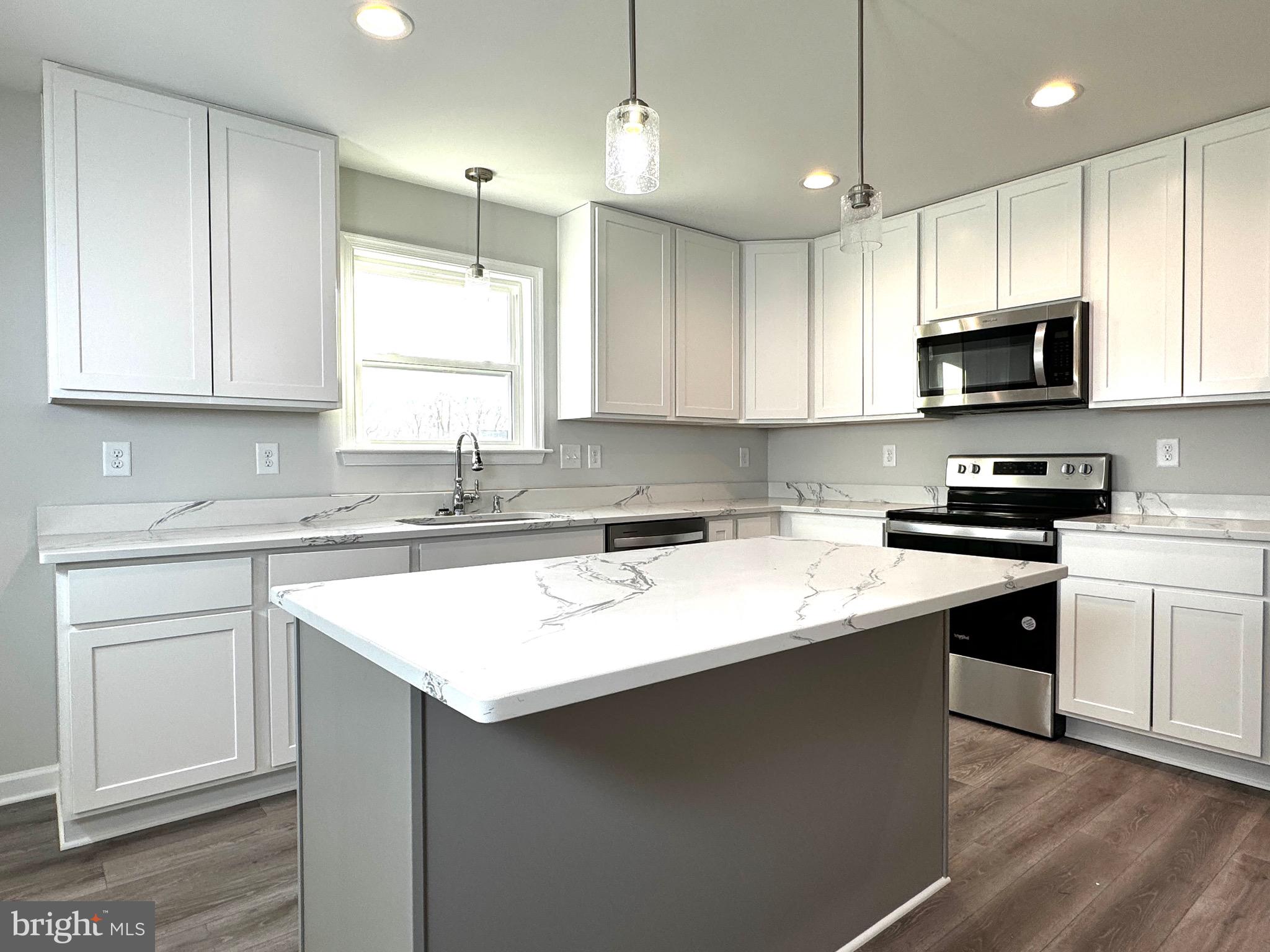 TARICO HEIGHTS - Residential