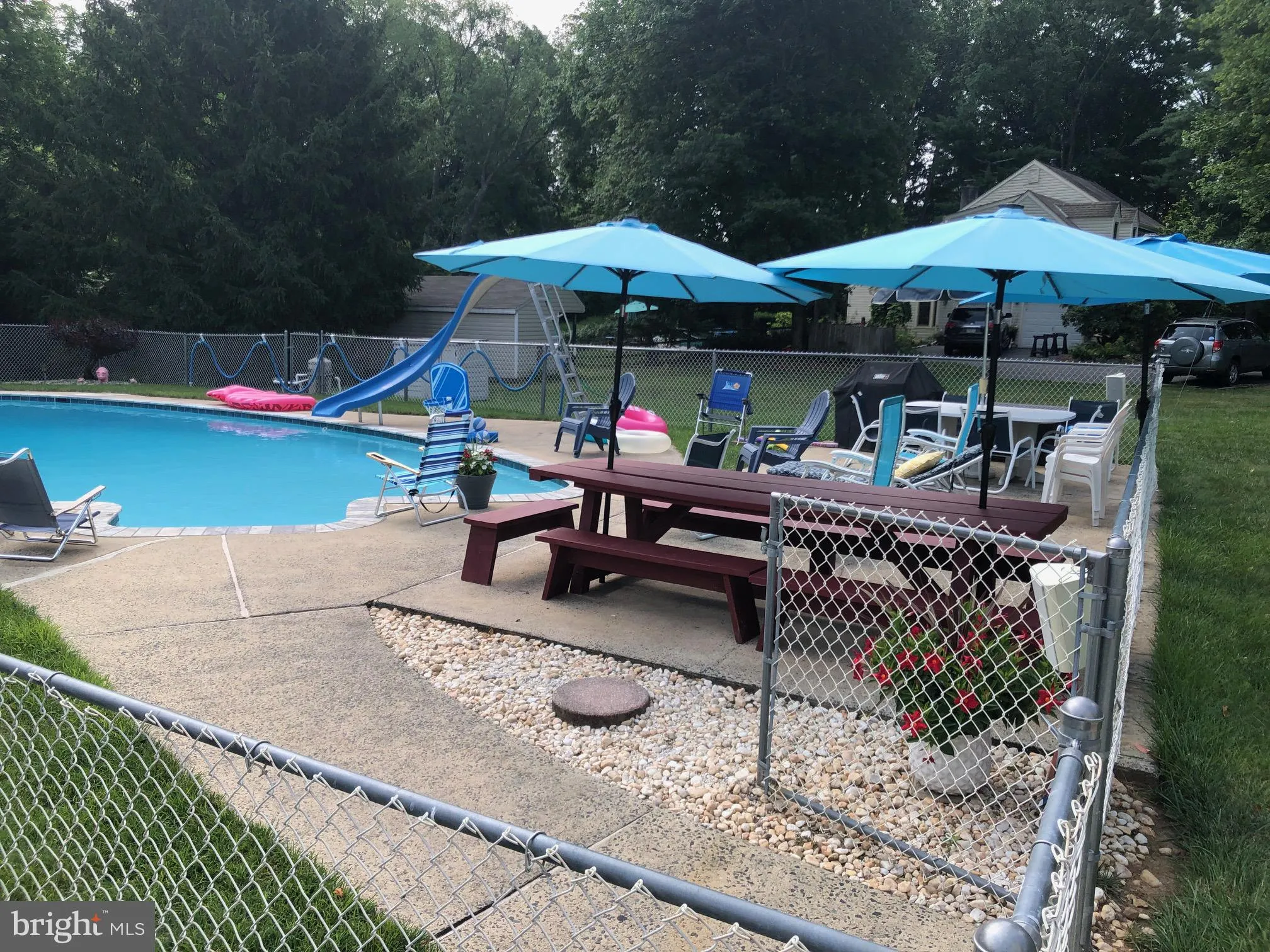 Phoenixville, Pennsylvania 19460, United States, 5 Bedrooms Bedrooms, ,3 BathroomsBathrooms,Residential,Pending,89727