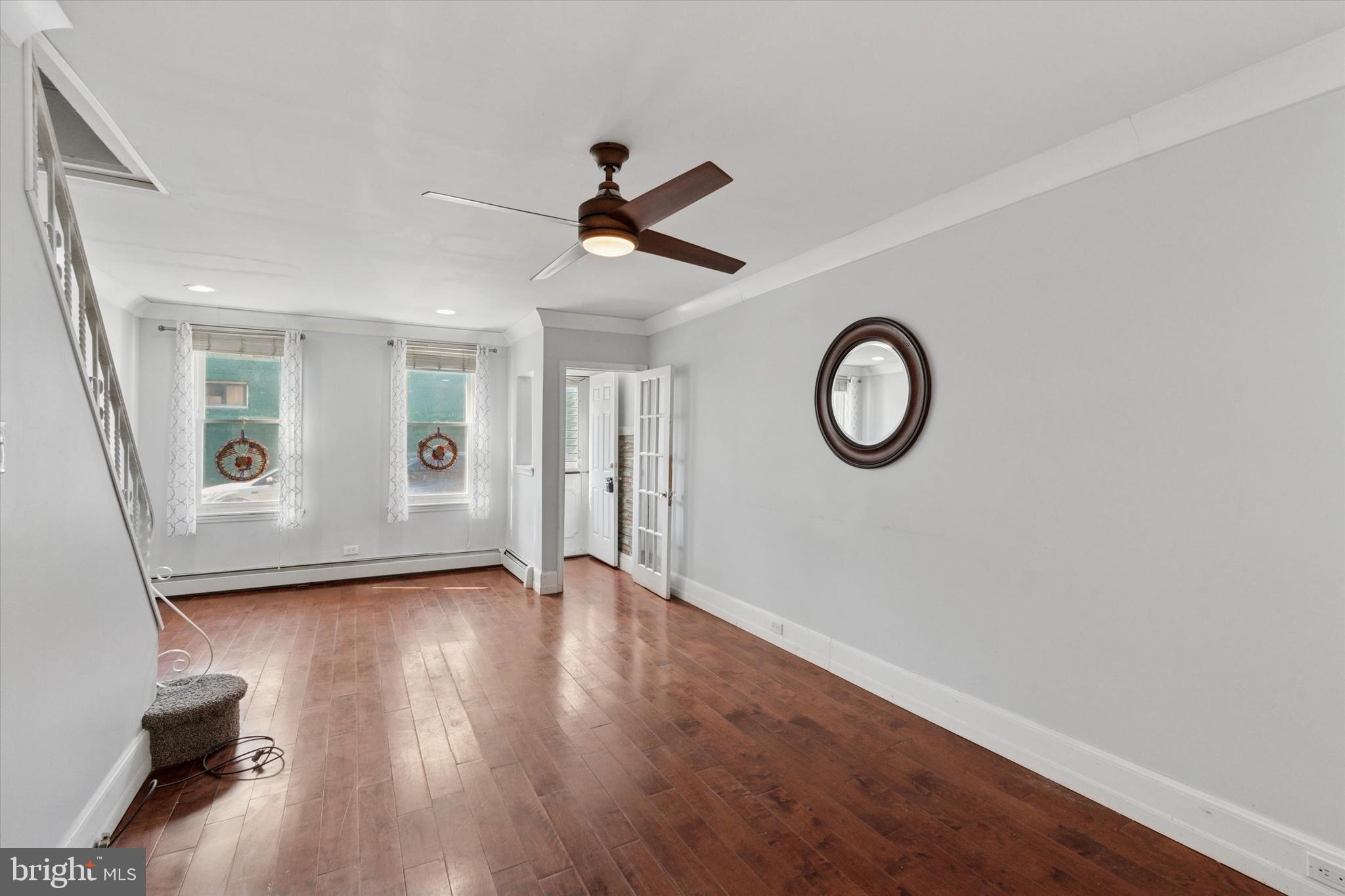 PORT RICHMOND - Residential