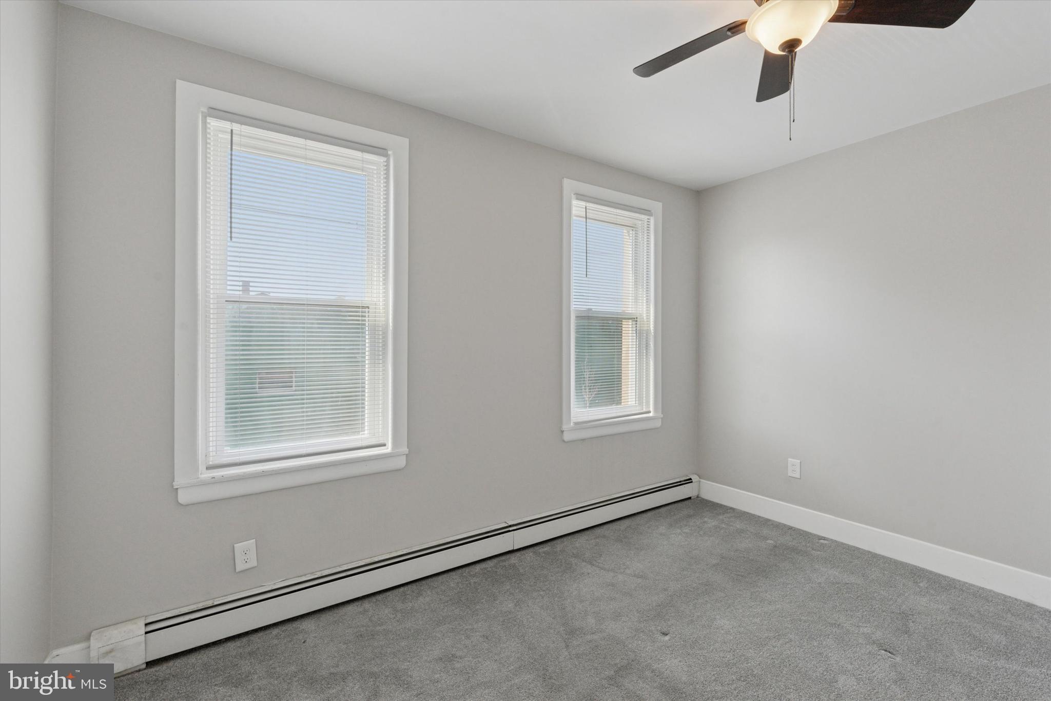 PORT RICHMOND - Residential
