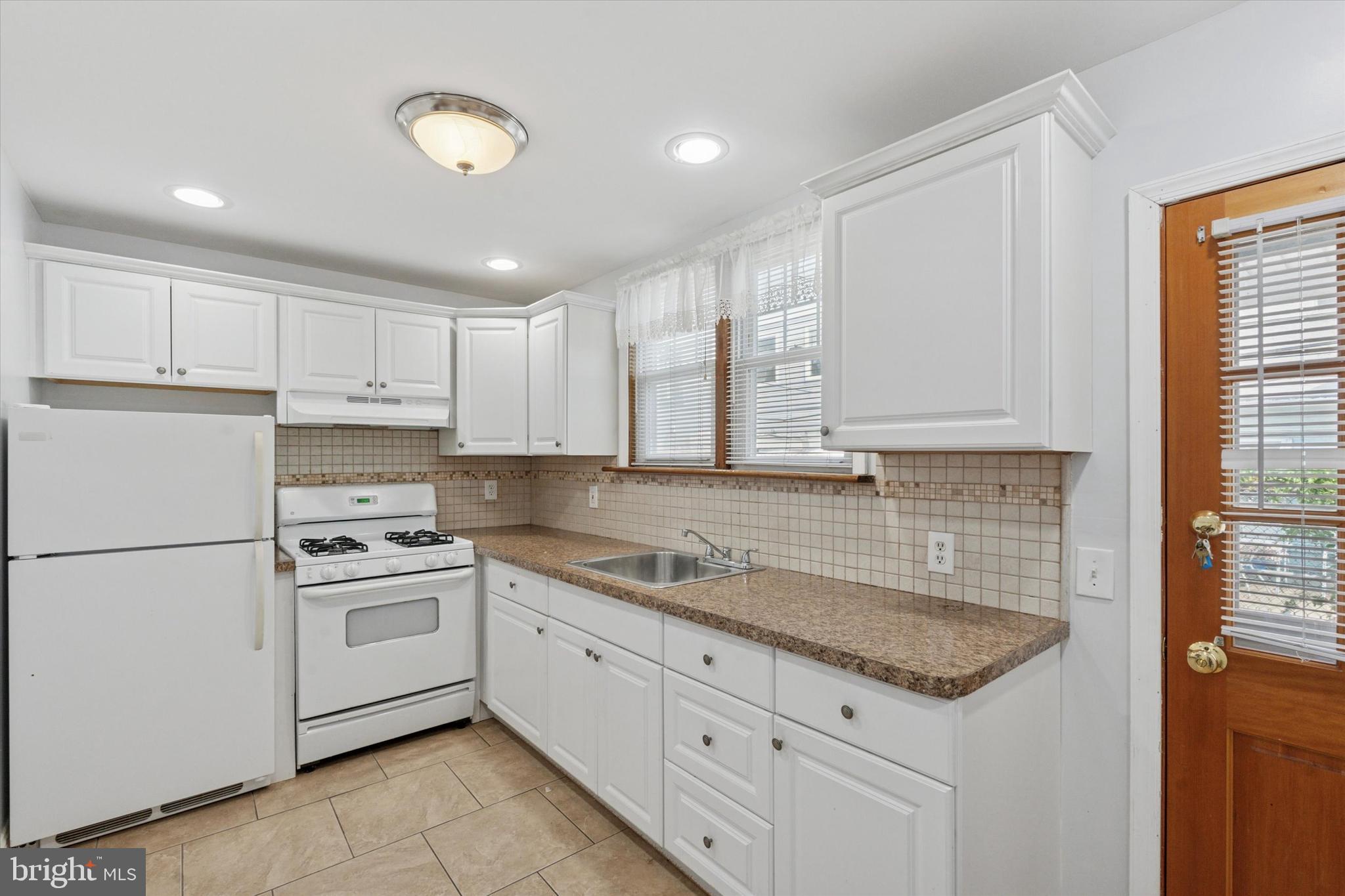 PORT RICHMOND - Residential