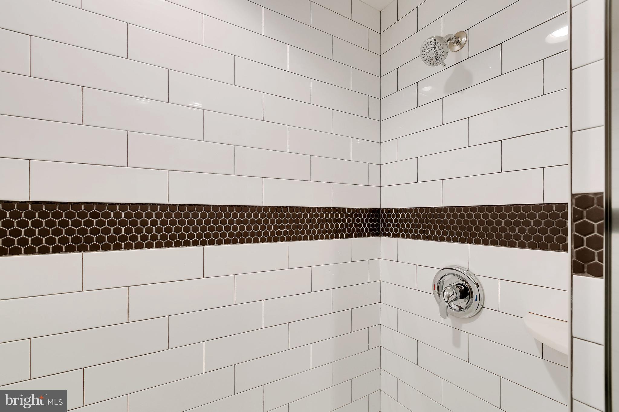 LOCUST POINT - Residential