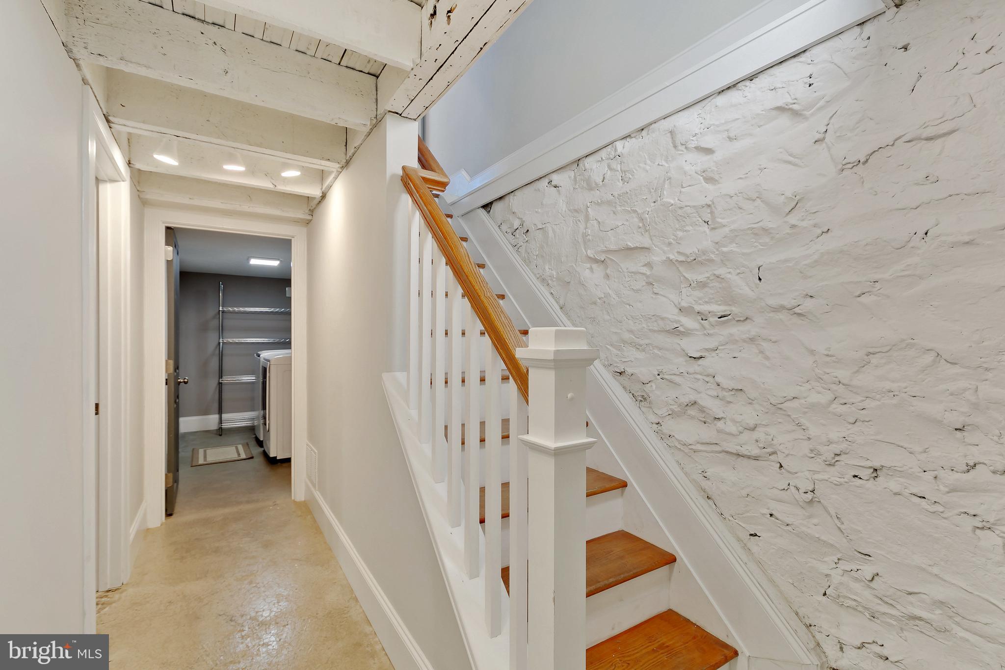 LOCUST POINT - Residential