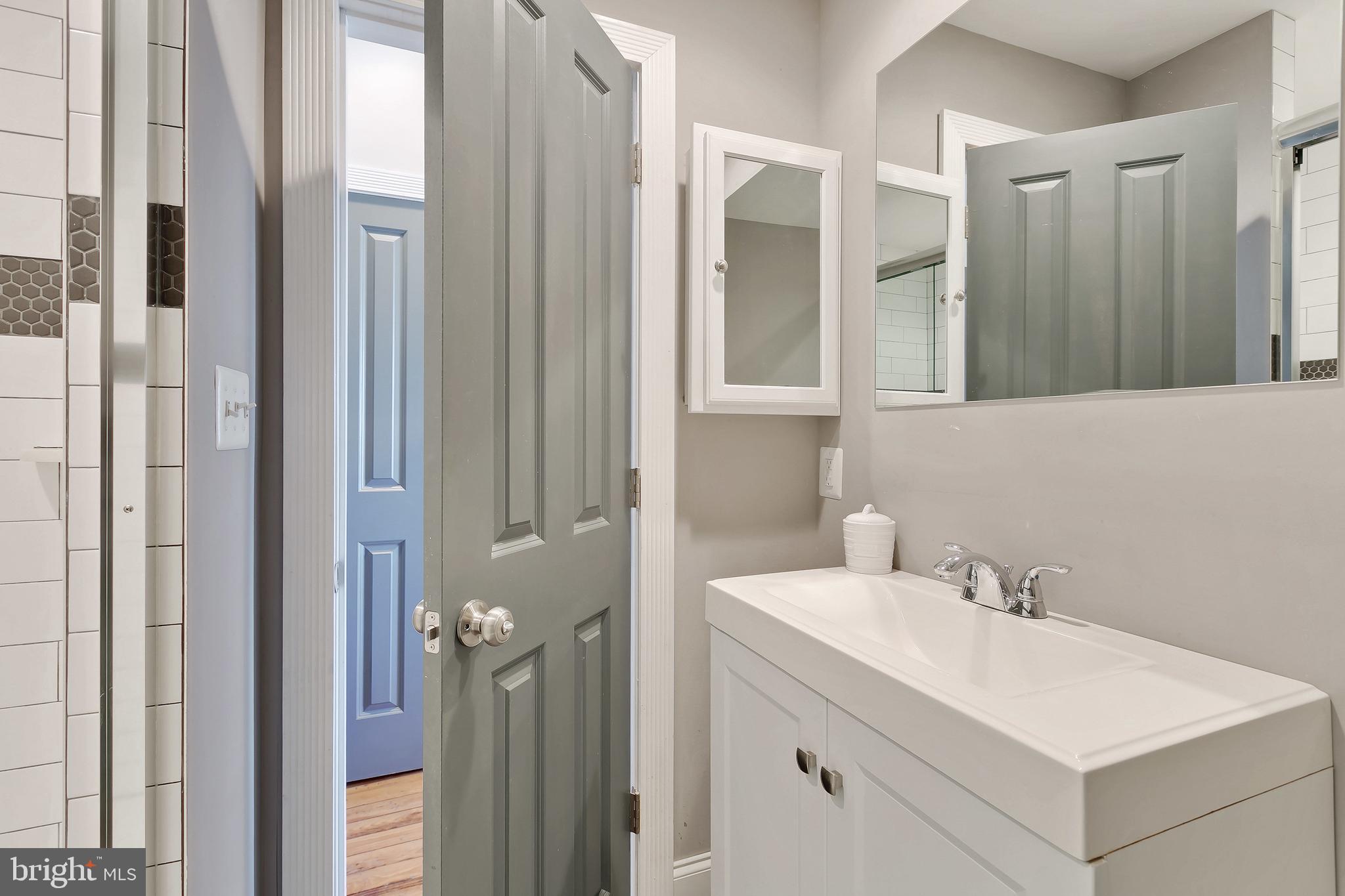 LOCUST POINT - Residential