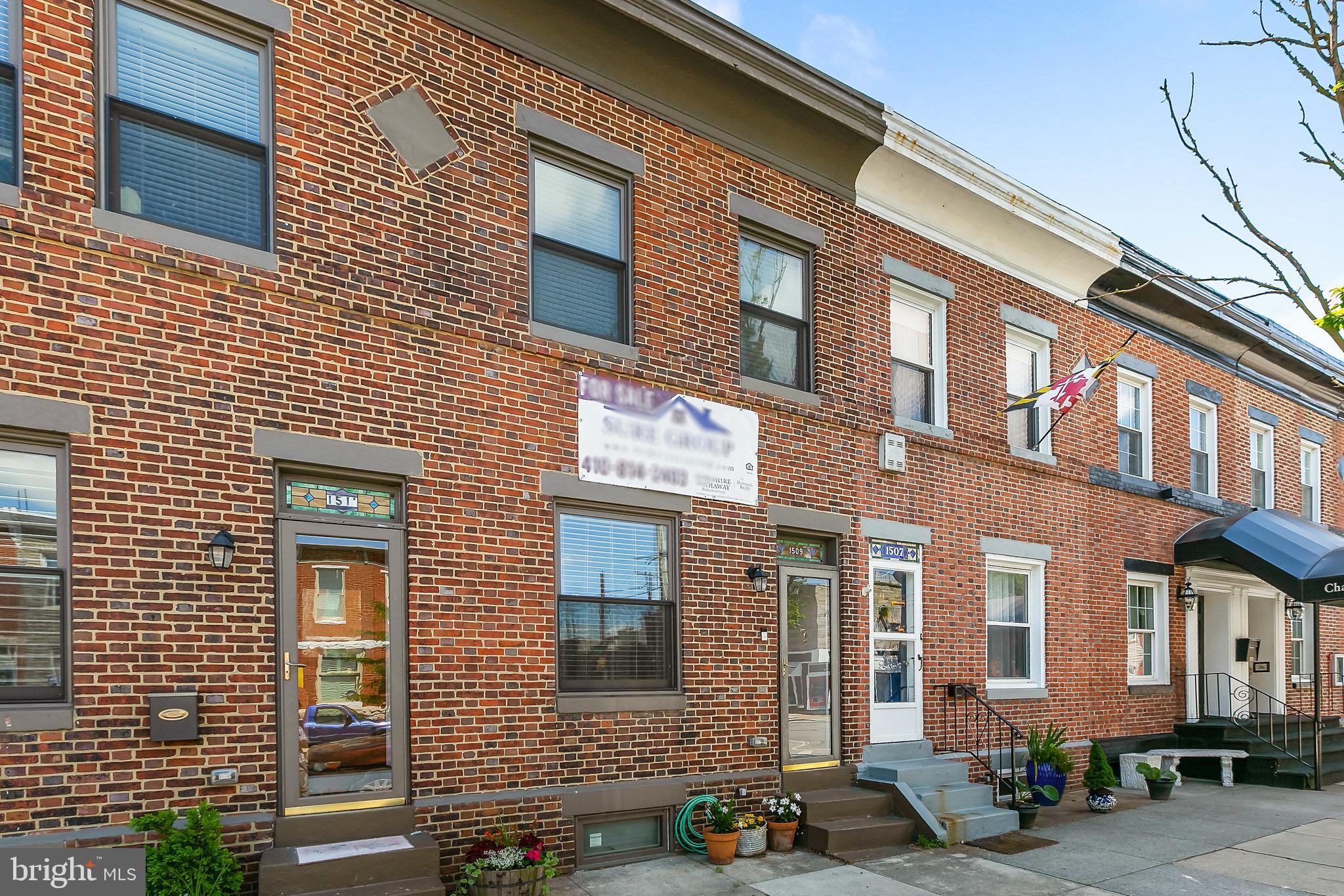 LOCUST POINT - Residential