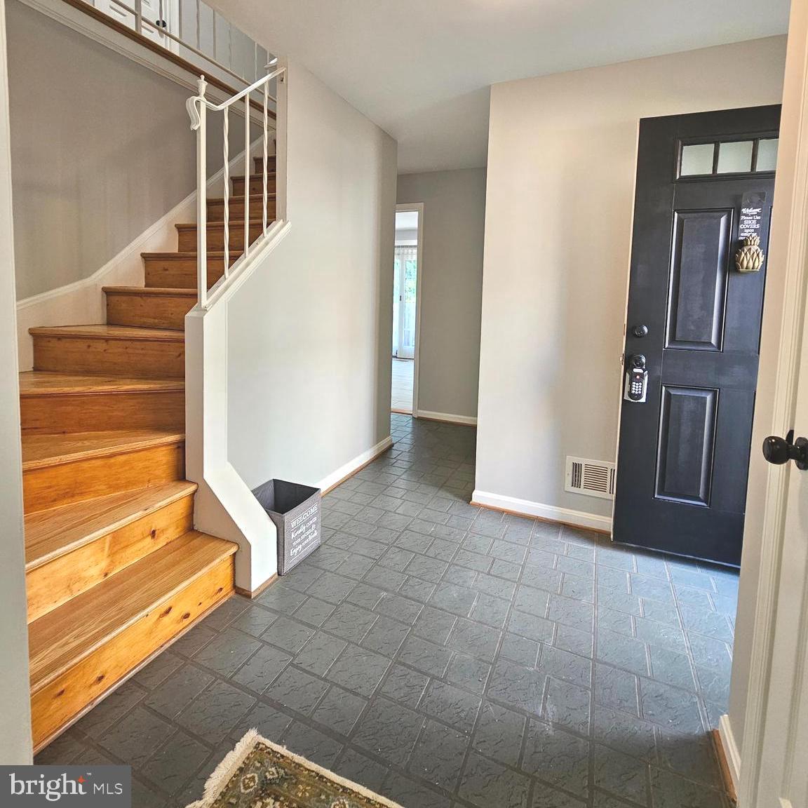 LEEWOOD - Residential Lease