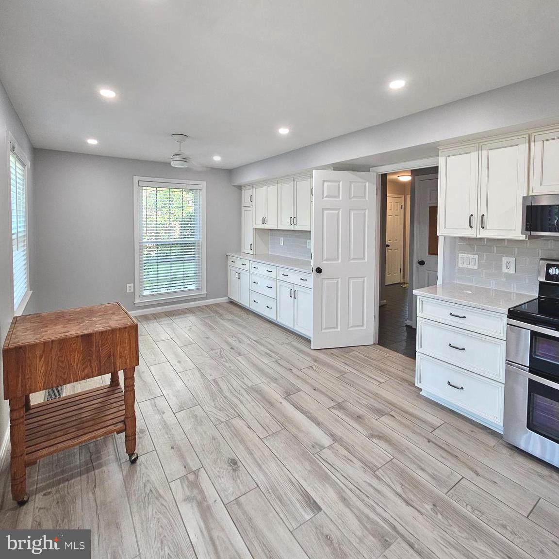 LEEWOOD - Residential Lease