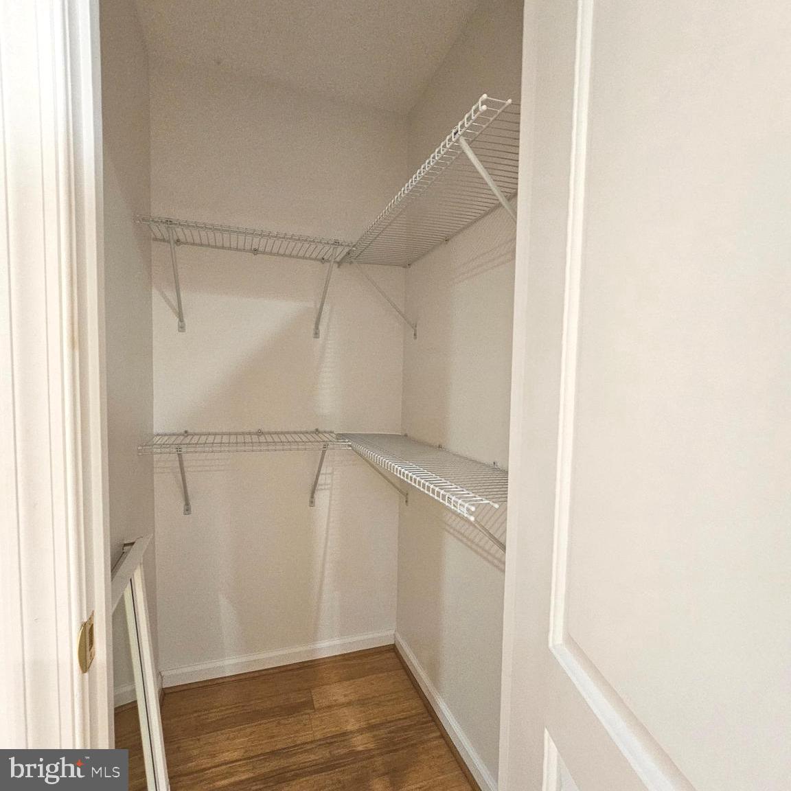 LEEWOOD - Residential Lease