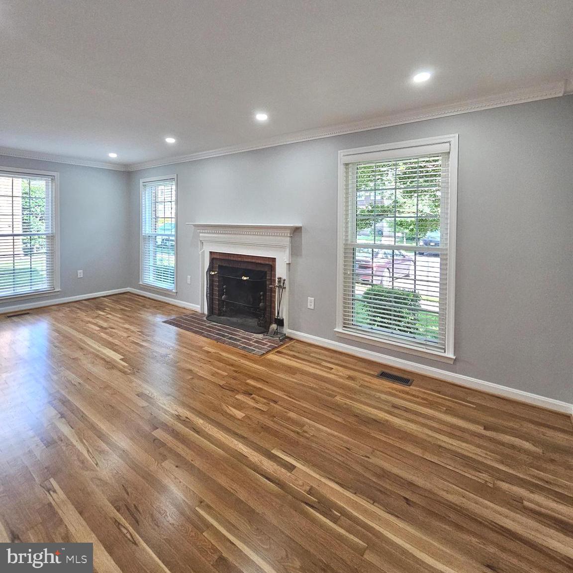 LEEWOOD - Residential Lease