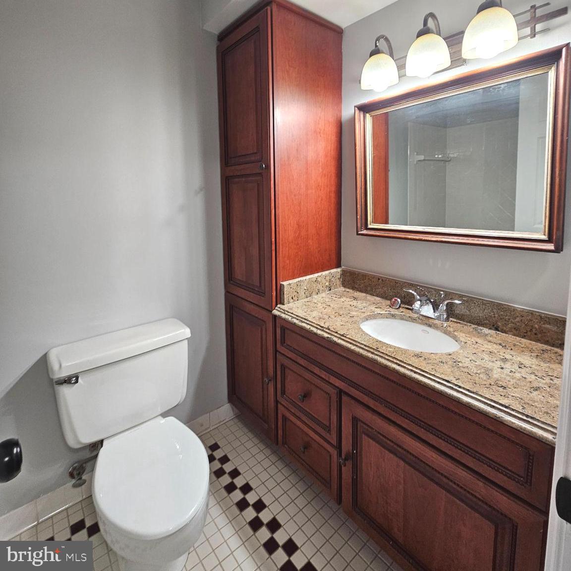 LEEWOOD - Residential Lease