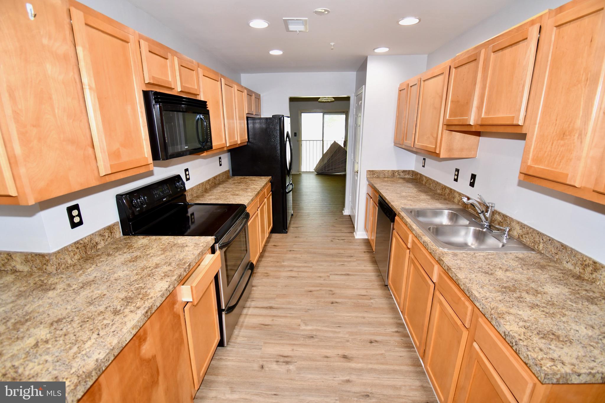 KETTERING OVERLOOK CONDO - Residential Lease