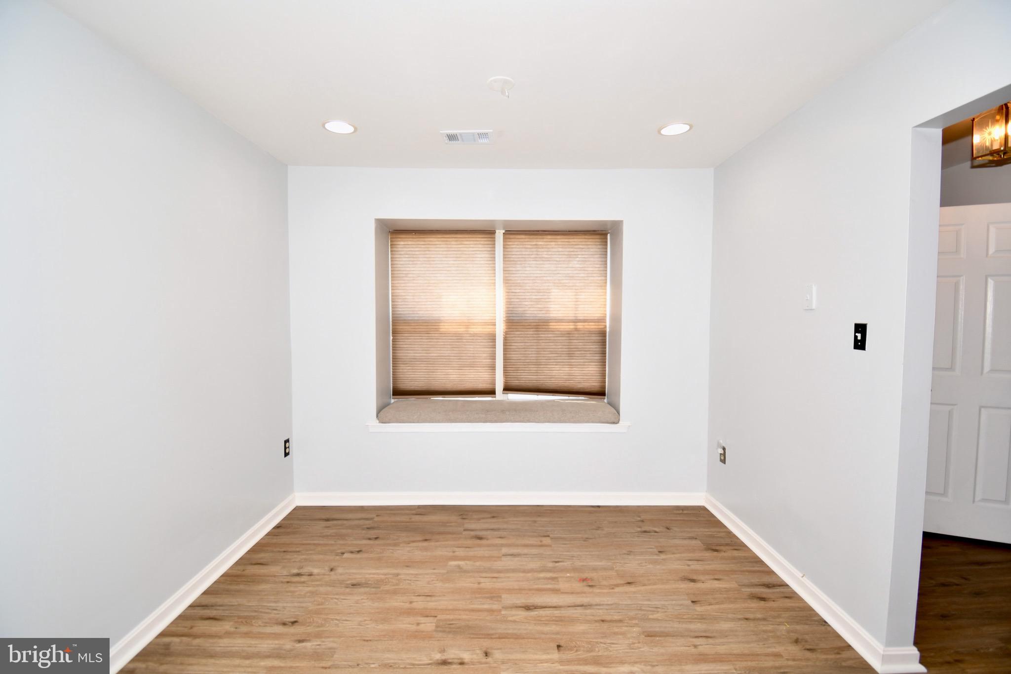 KETTERING OVERLOOK CONDO - Residential Lease