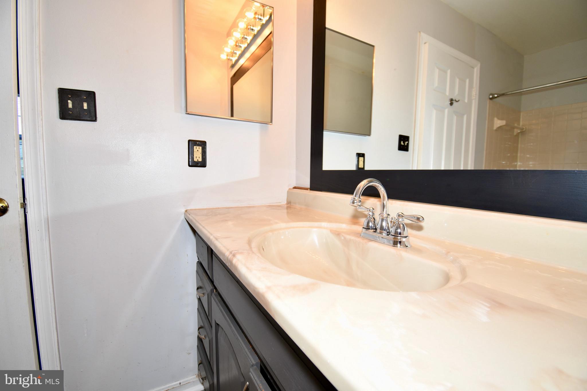 KETTERING OVERLOOK CONDO - Residential Lease