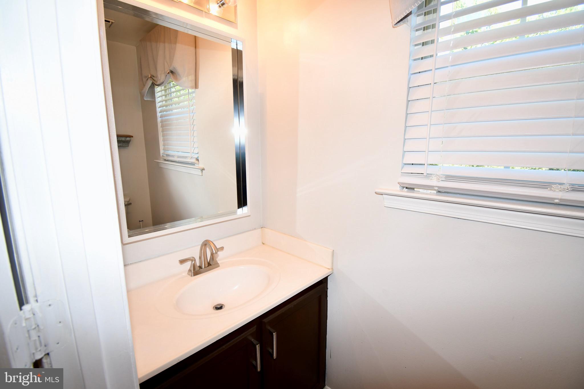 KETTERING OVERLOOK CONDO - Residential Lease