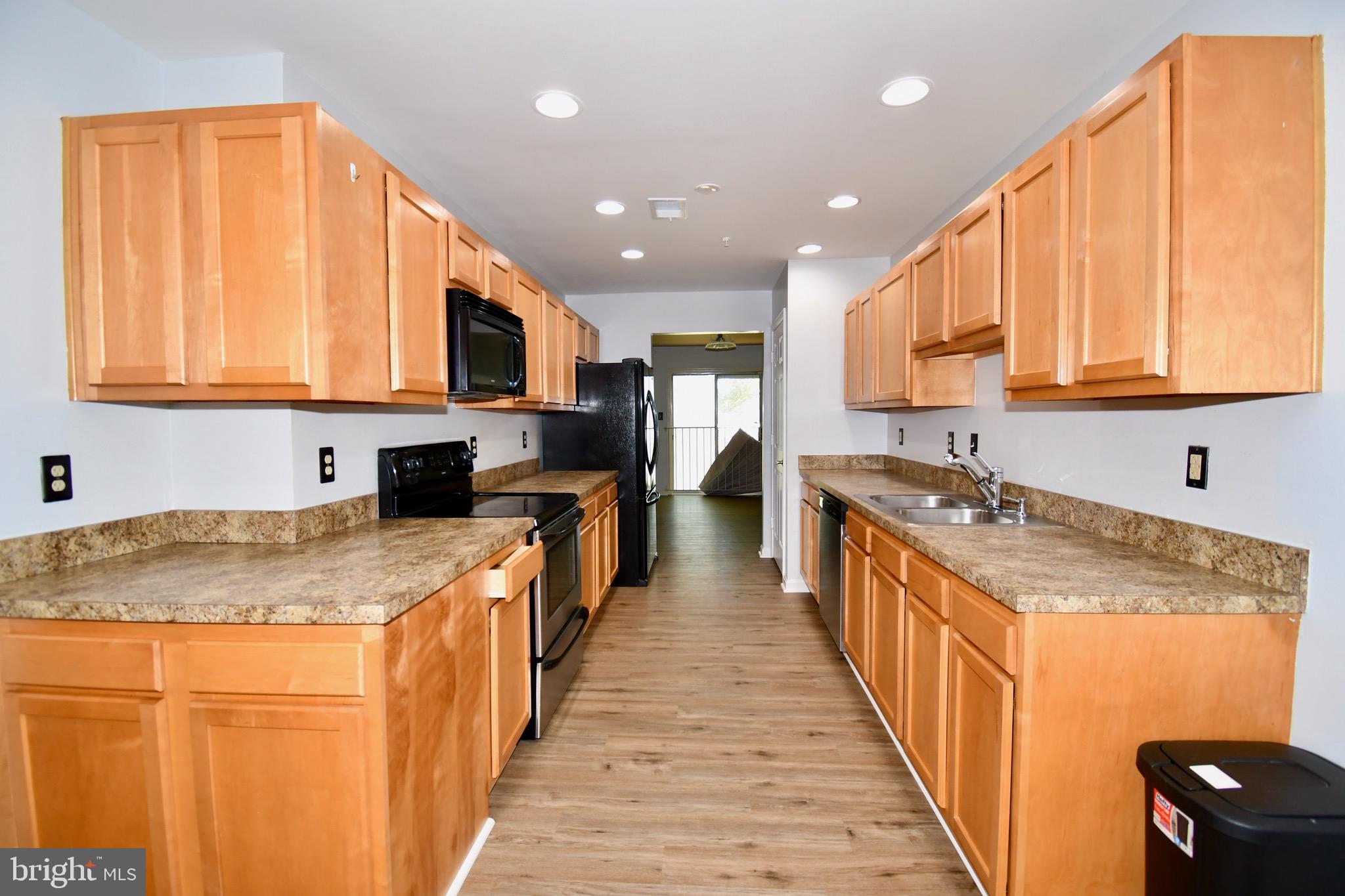 KETTERING OVERLOOK CONDO - Residential Lease