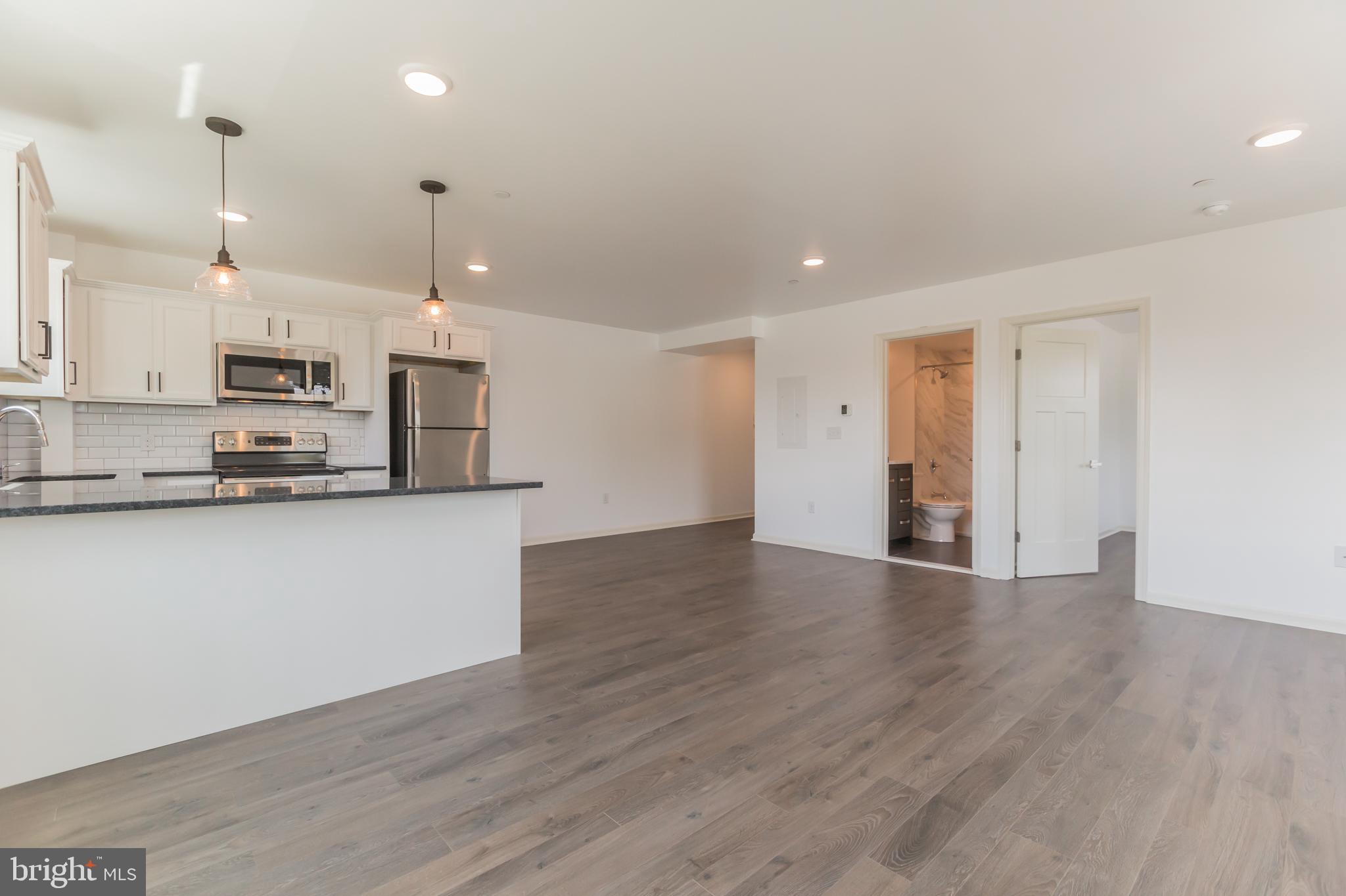 ROXBOROUGH - Residential Lease