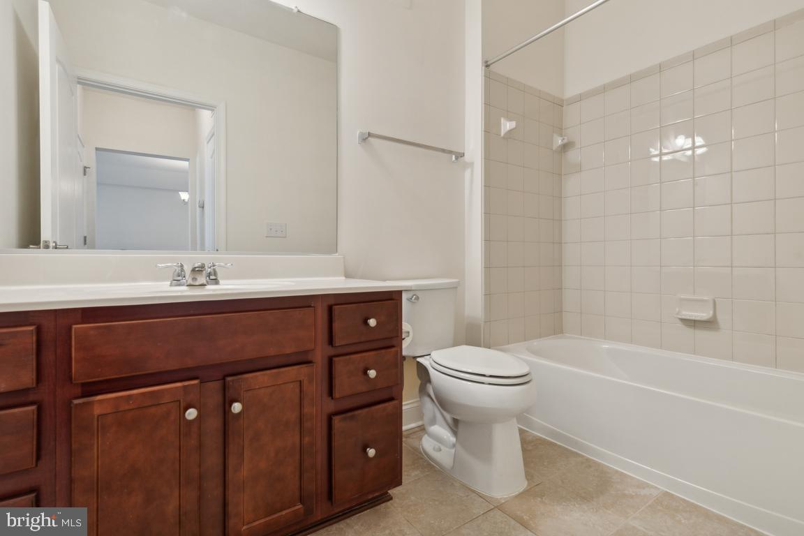 THE GATHERINGS - Residential