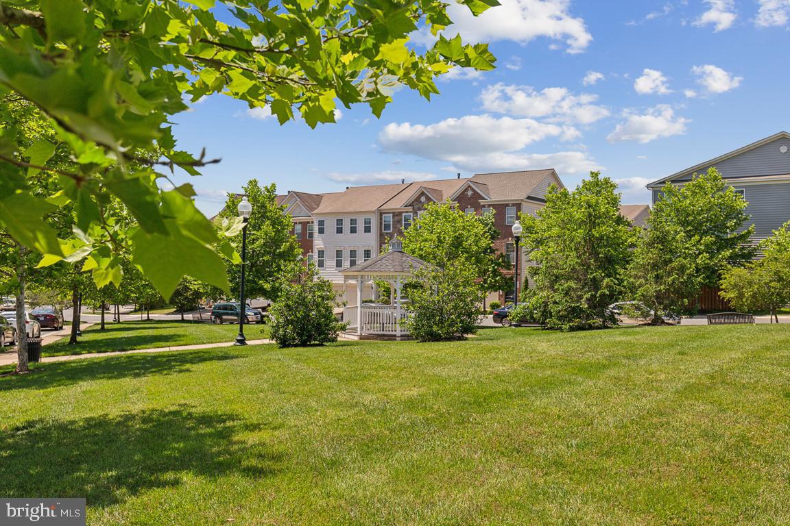 THE GATHERINGS - Residential