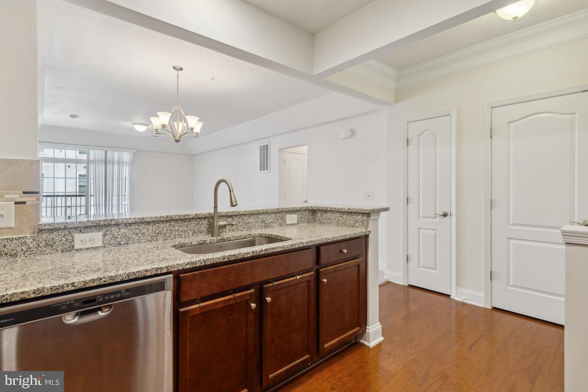 THE GATHERINGS - Residential