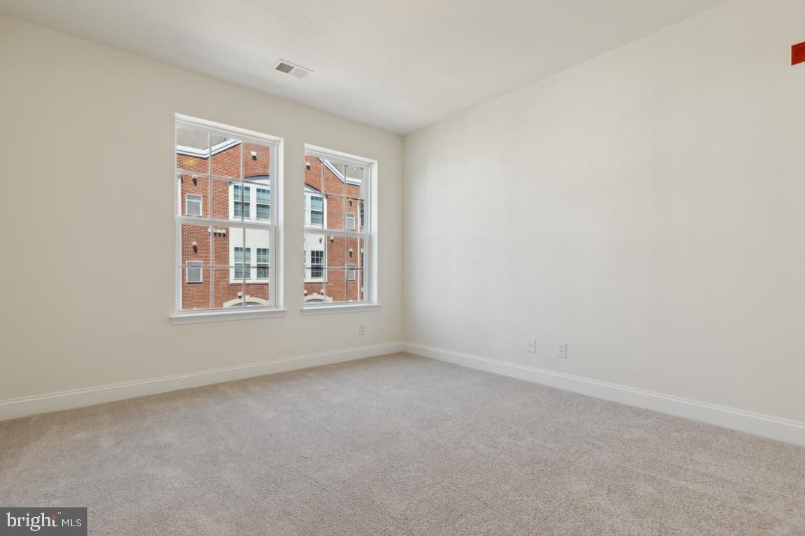 THE GATHERINGS - Residential