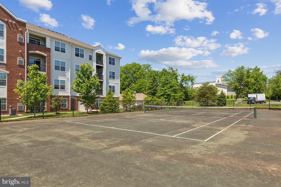 THE GATHERINGS - Residential