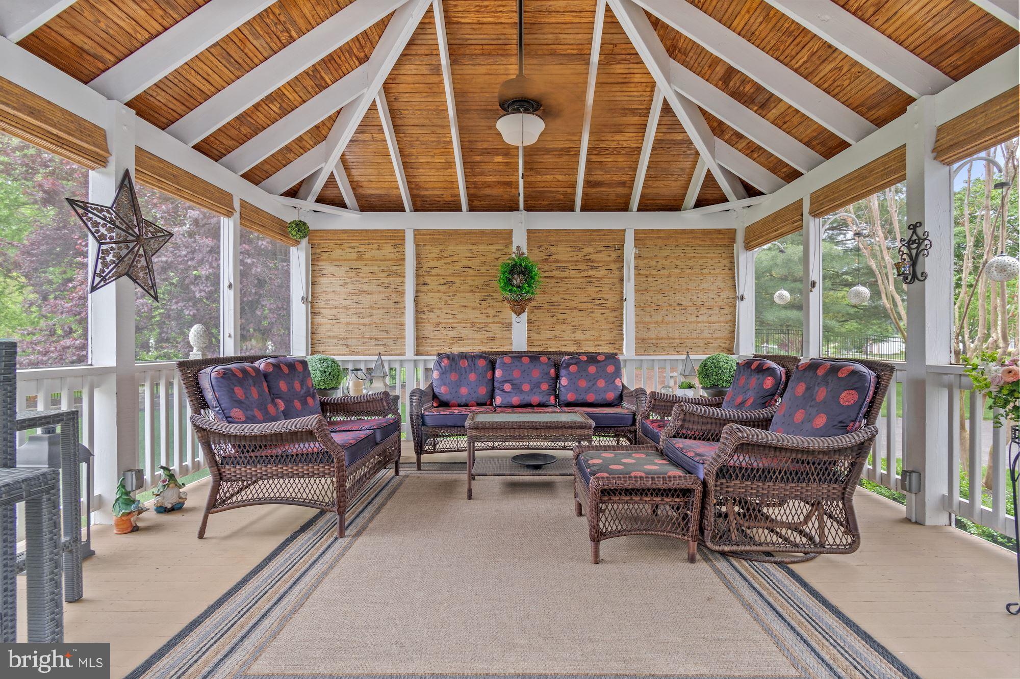 ROLLINMEAD - Residential