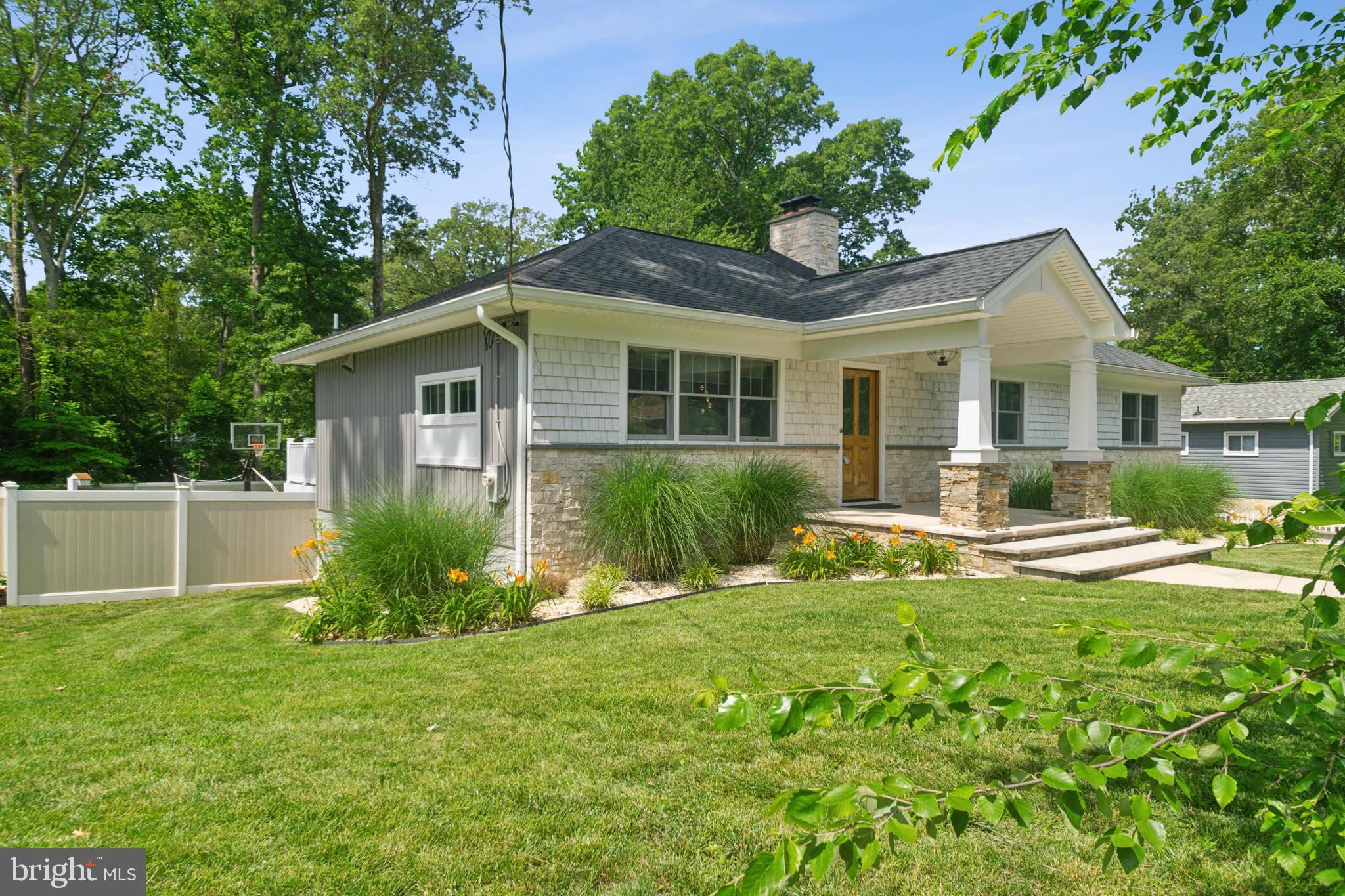 53 SUNSET DRIVE