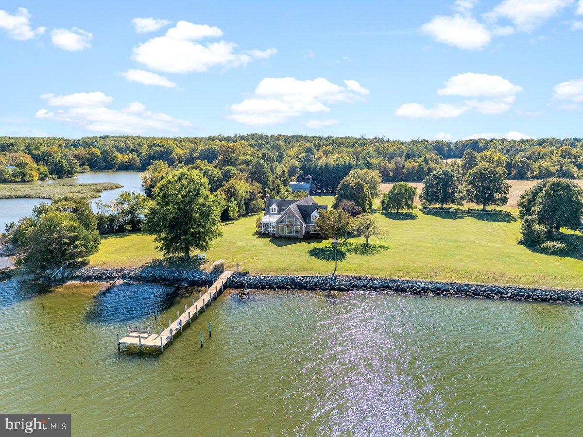 42642 DELLA BROOK LANE