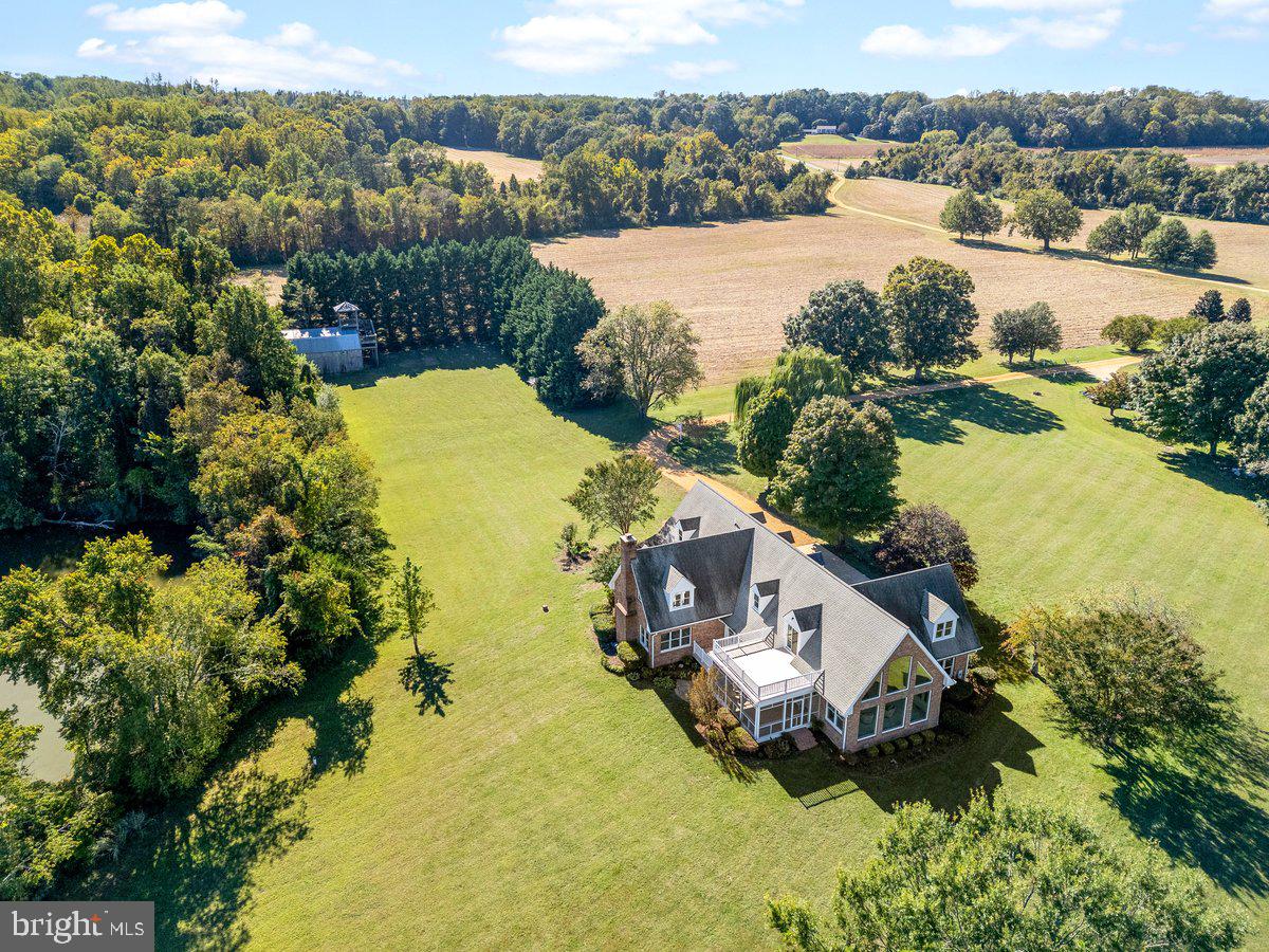 42642 DELLA BROOK LANE