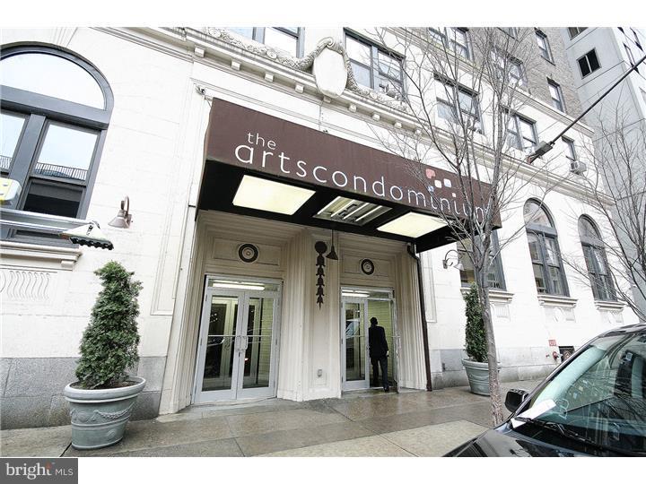 AVENUE OF THE ARTS - Residential Lease